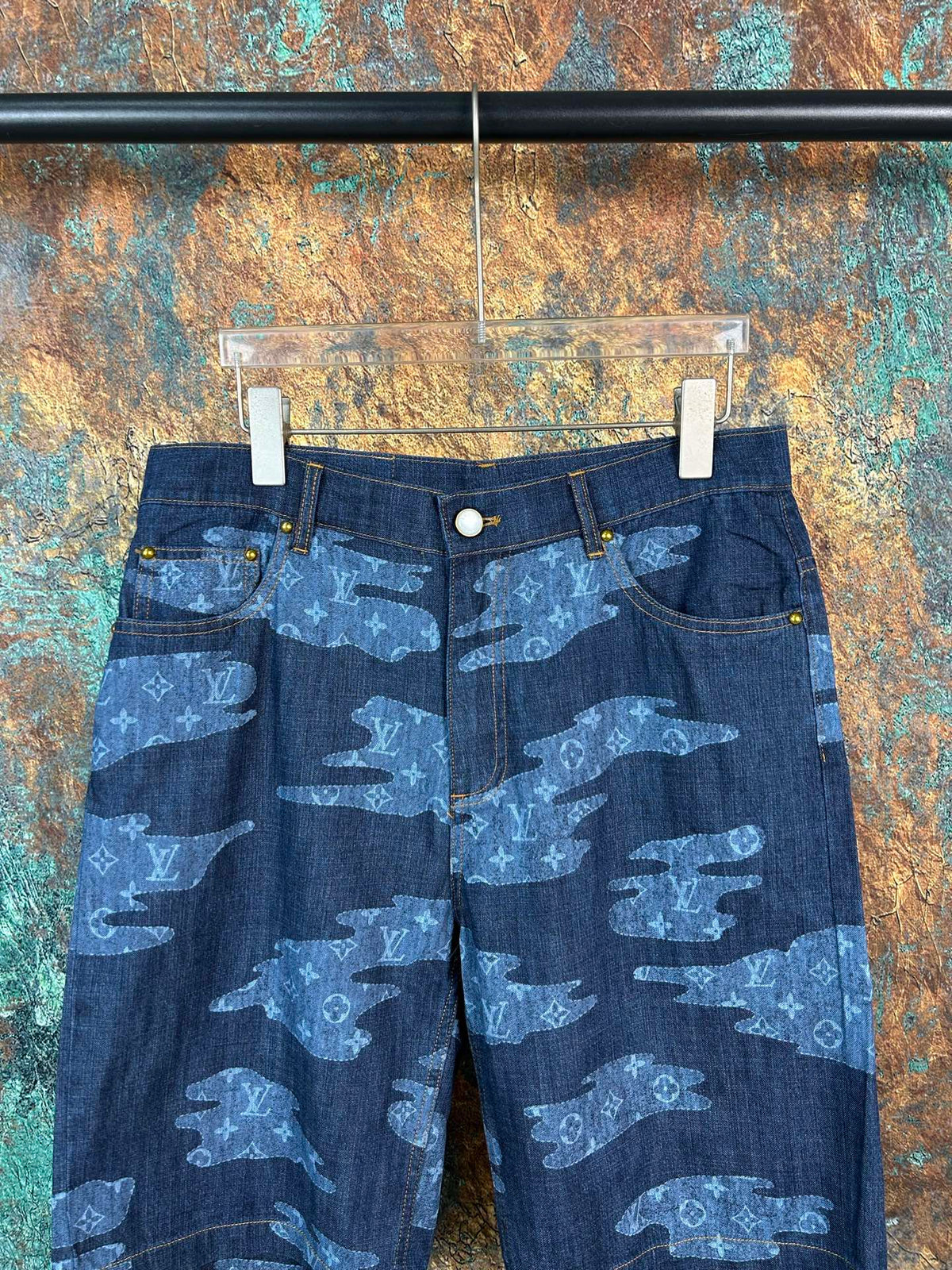 New cloud youth fabric zipper opening denim shorts