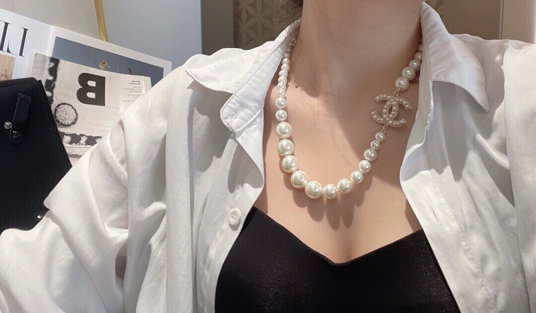 Pearl short necklace collarbone chain