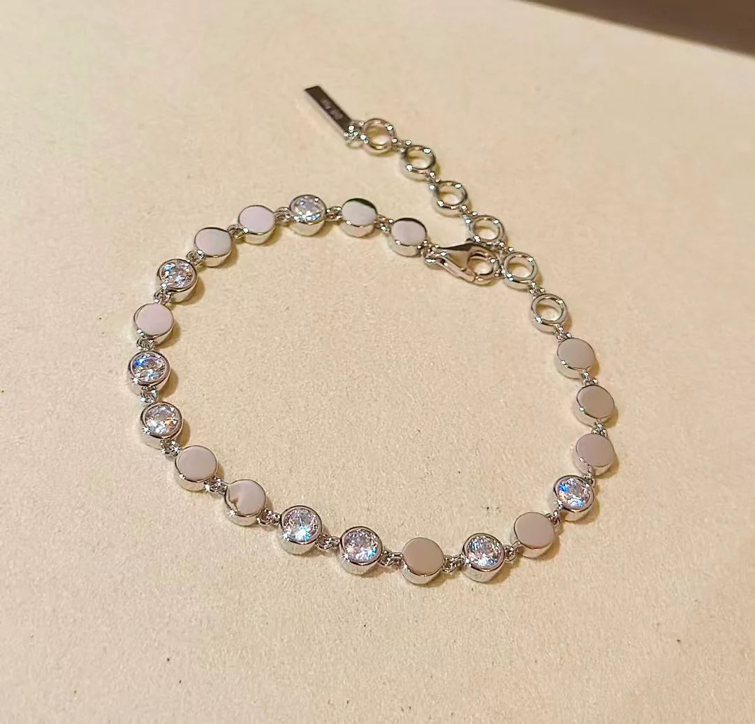 New round bead bracelet