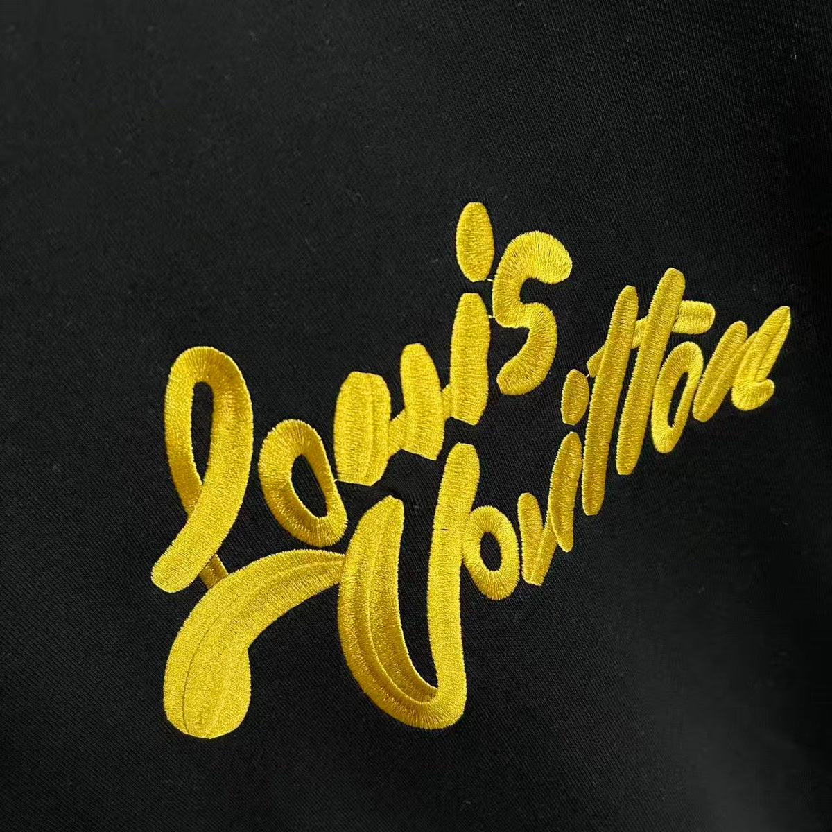 Gold thread embroidered letter logo round neck hoodie