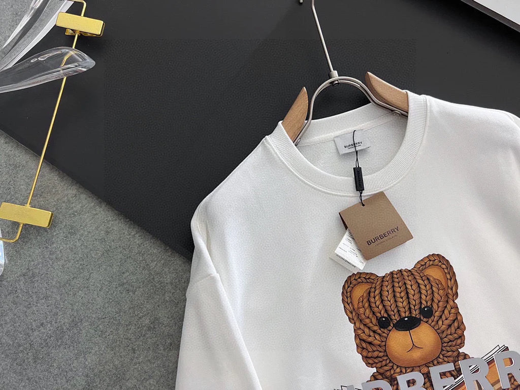 New printed pullover round neck hoodie