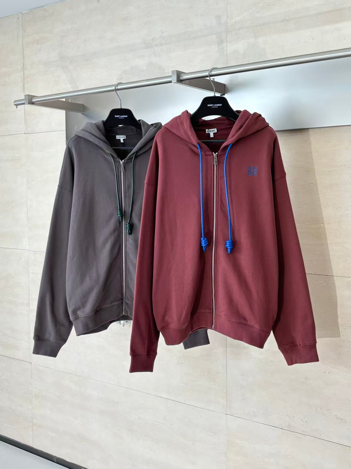 Embroidered zipper hooded sweatshirt jacket