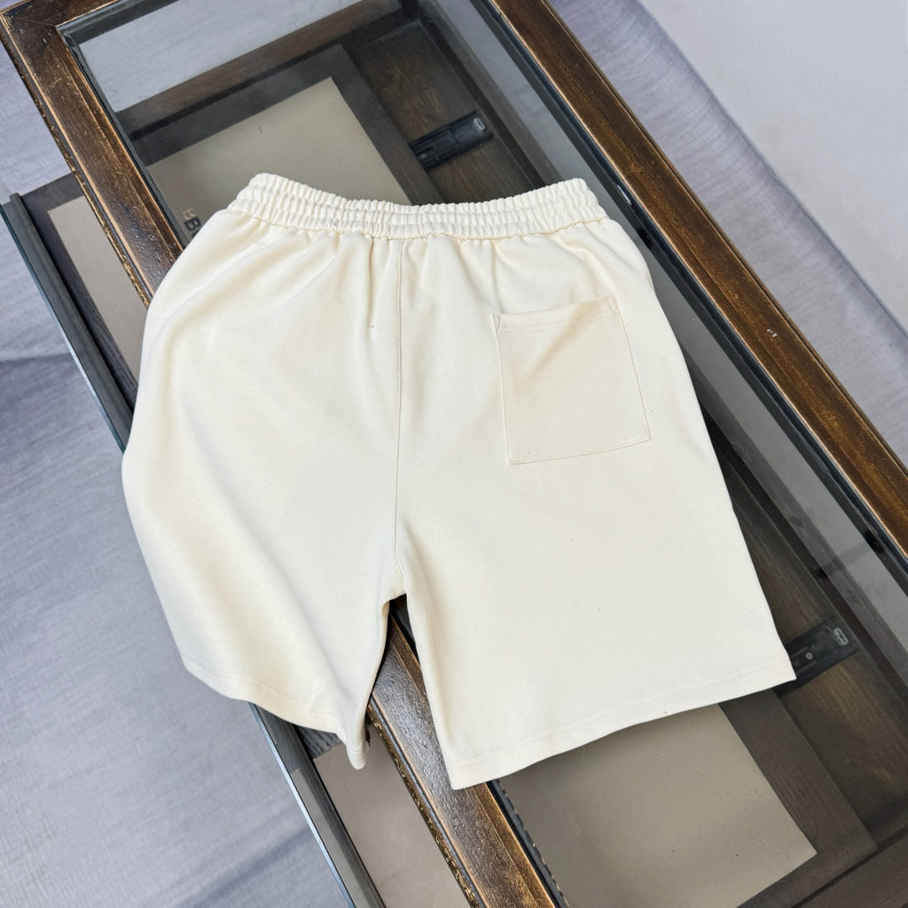 The latest casual shorts