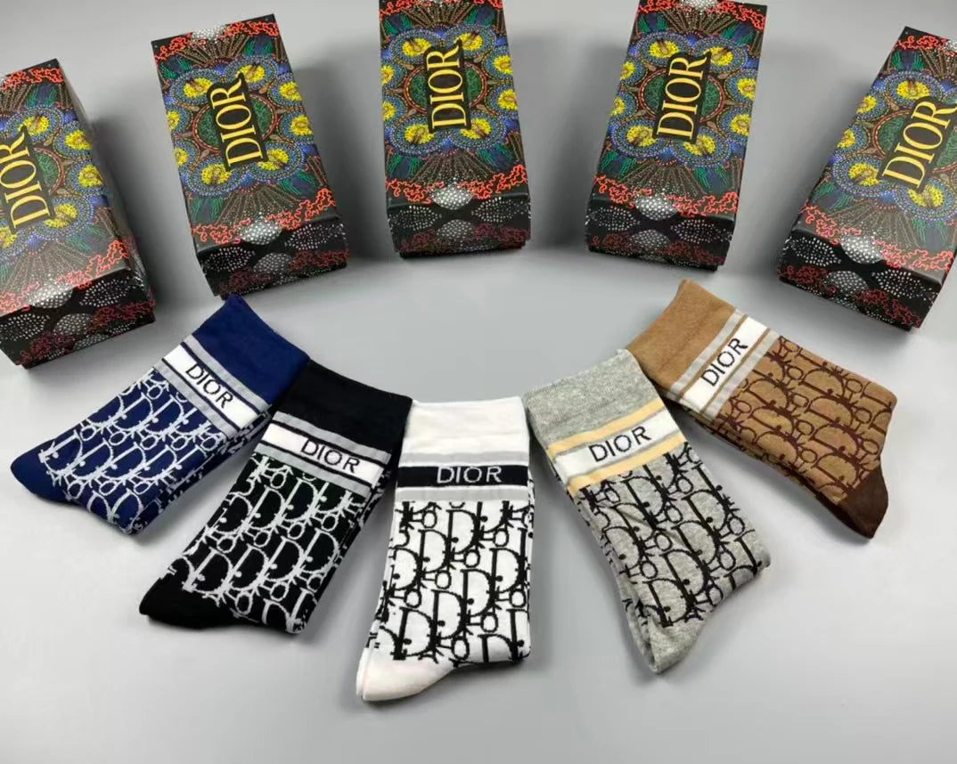 New medium to long tube stacking socks