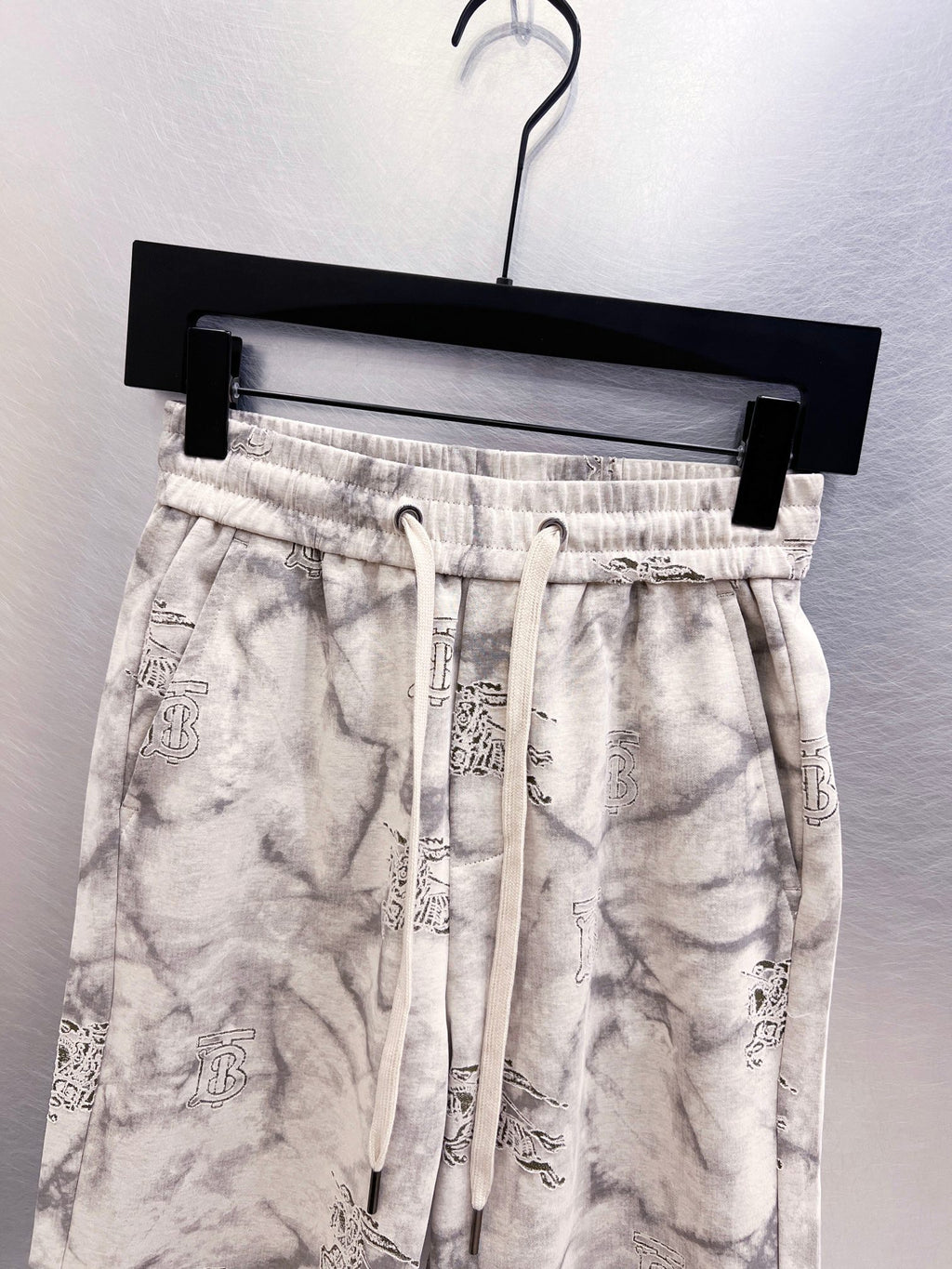 26 Summer New Men's and Women's Casual Shorts 6