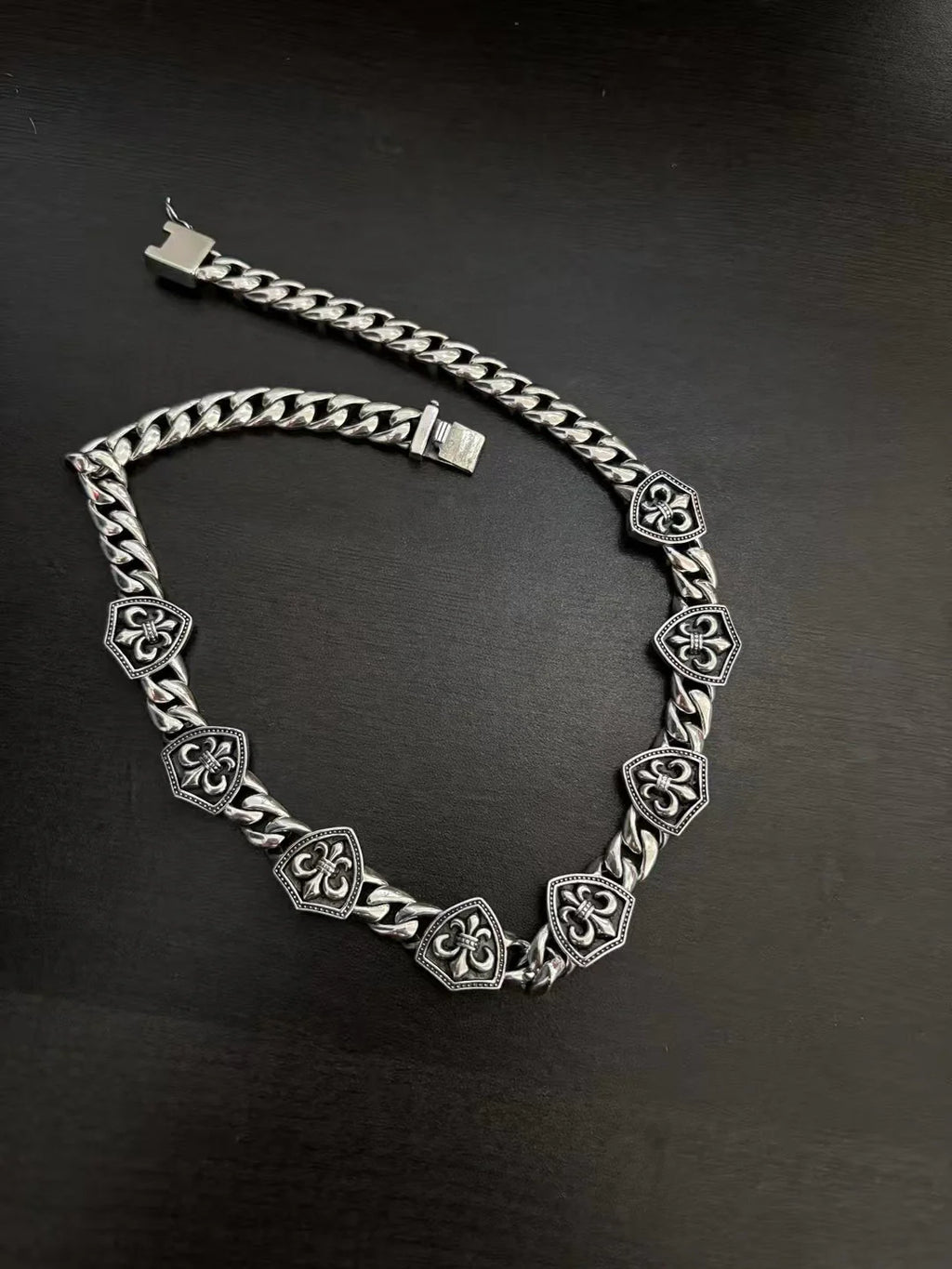 Classic Scout Flower Cuban Collar Chain Necklace