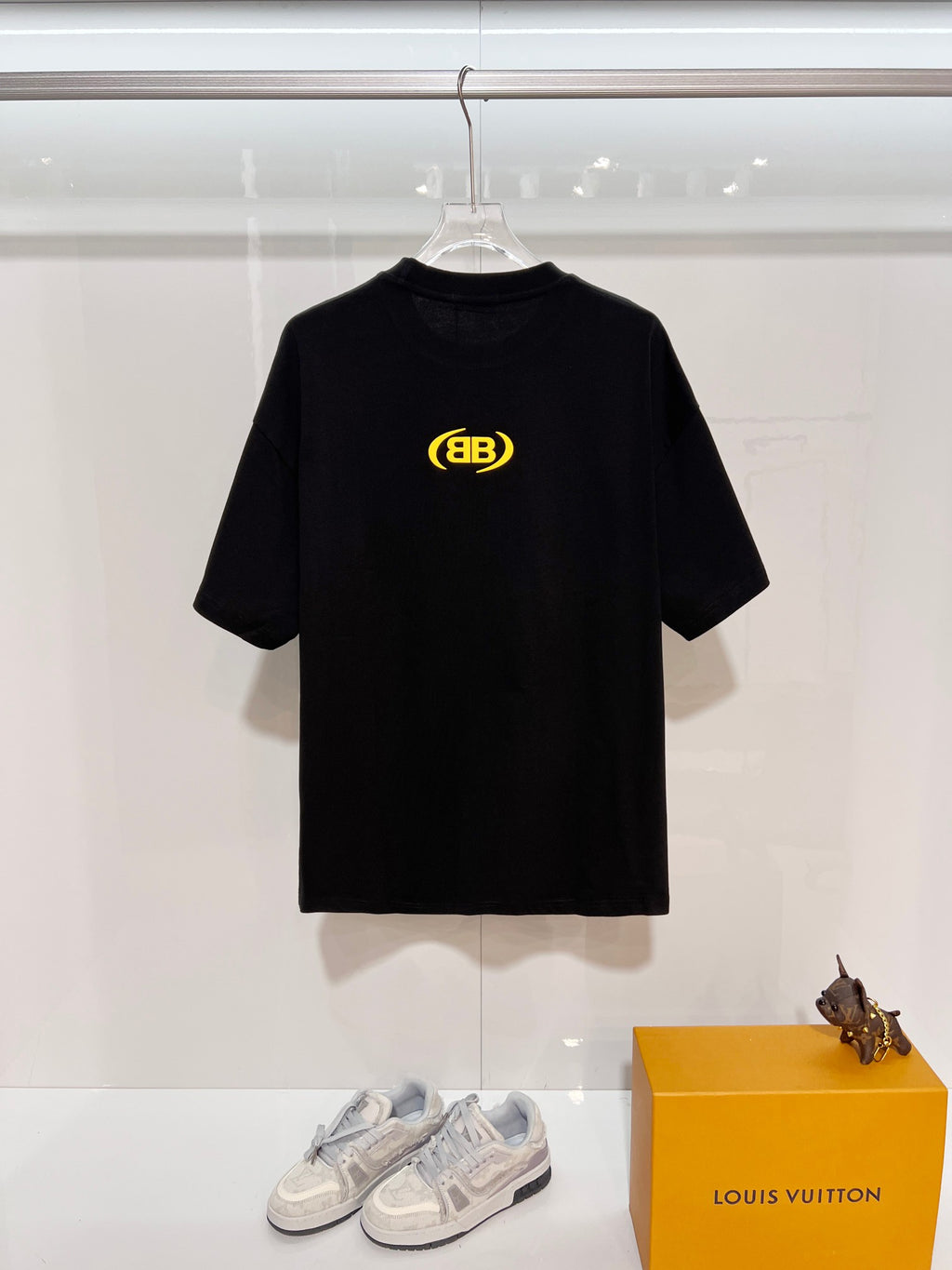 Foam offset small letter round neck T-shirt