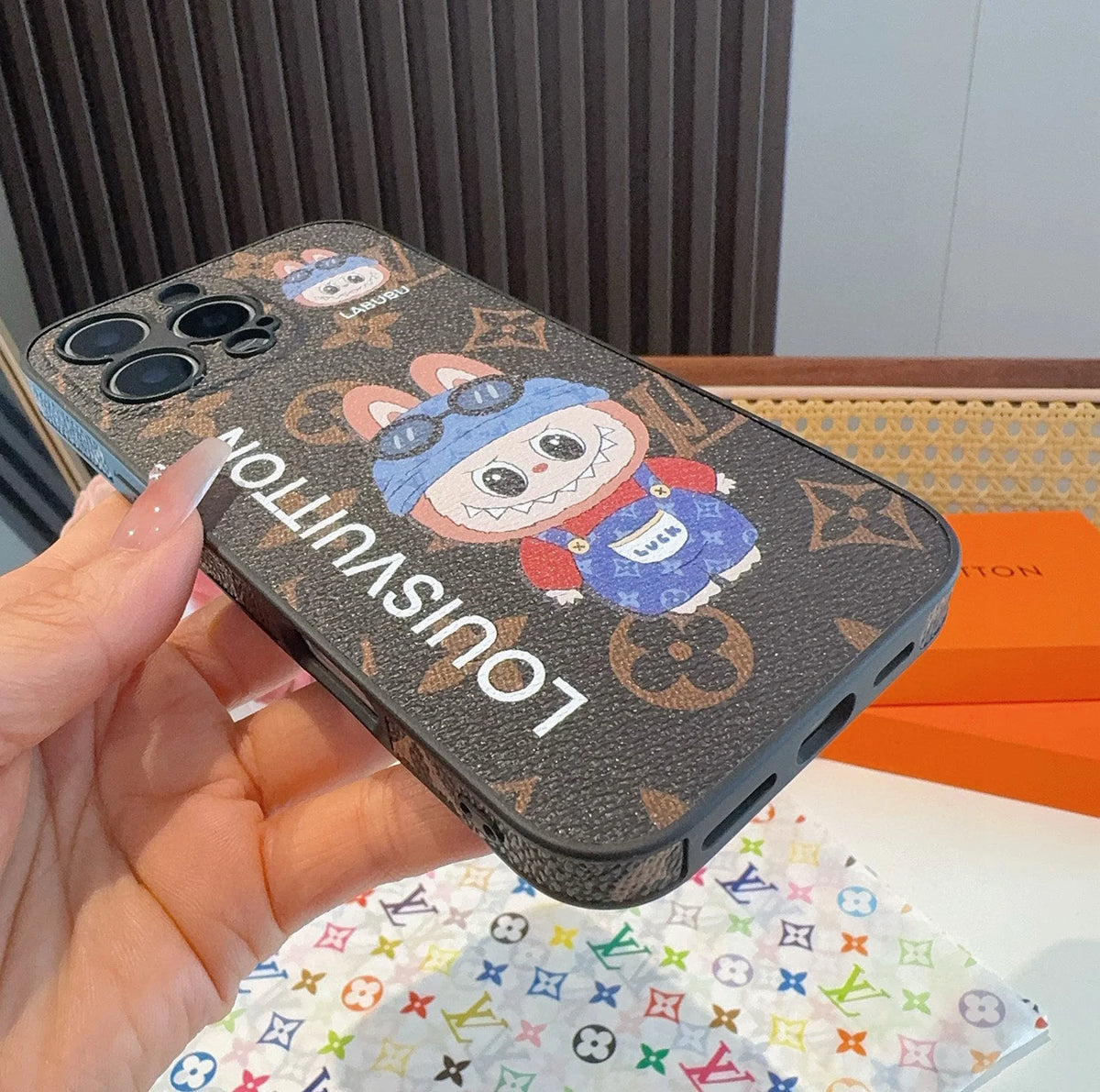 Labu pattern all inclusive leather phone case with edge protection