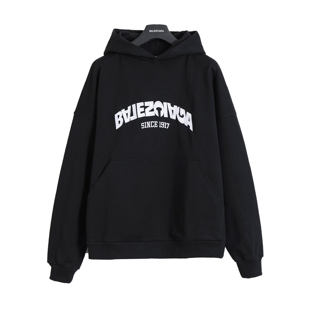 Reverse garbled letter embroidery hooded sweatshirt
