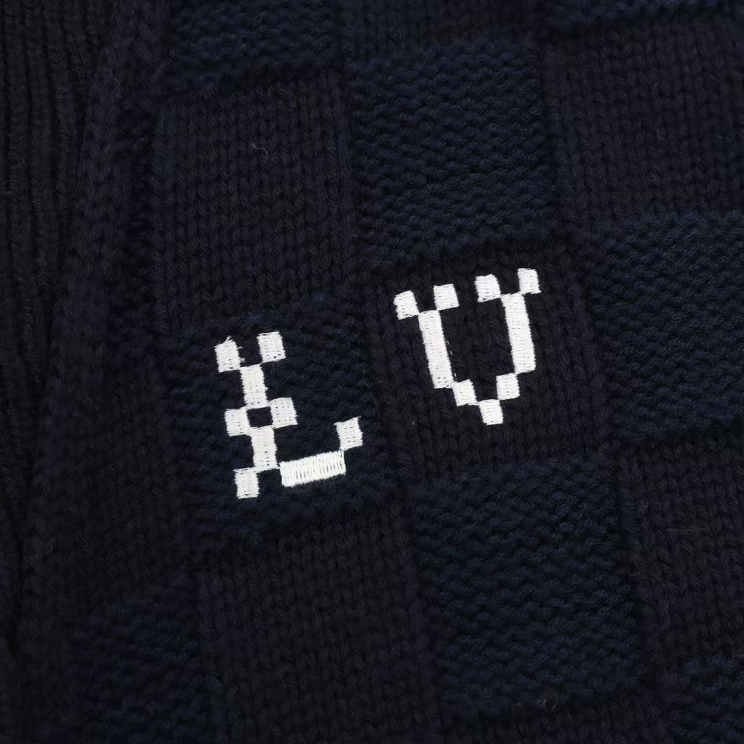Small checkerboard sweater cardigan