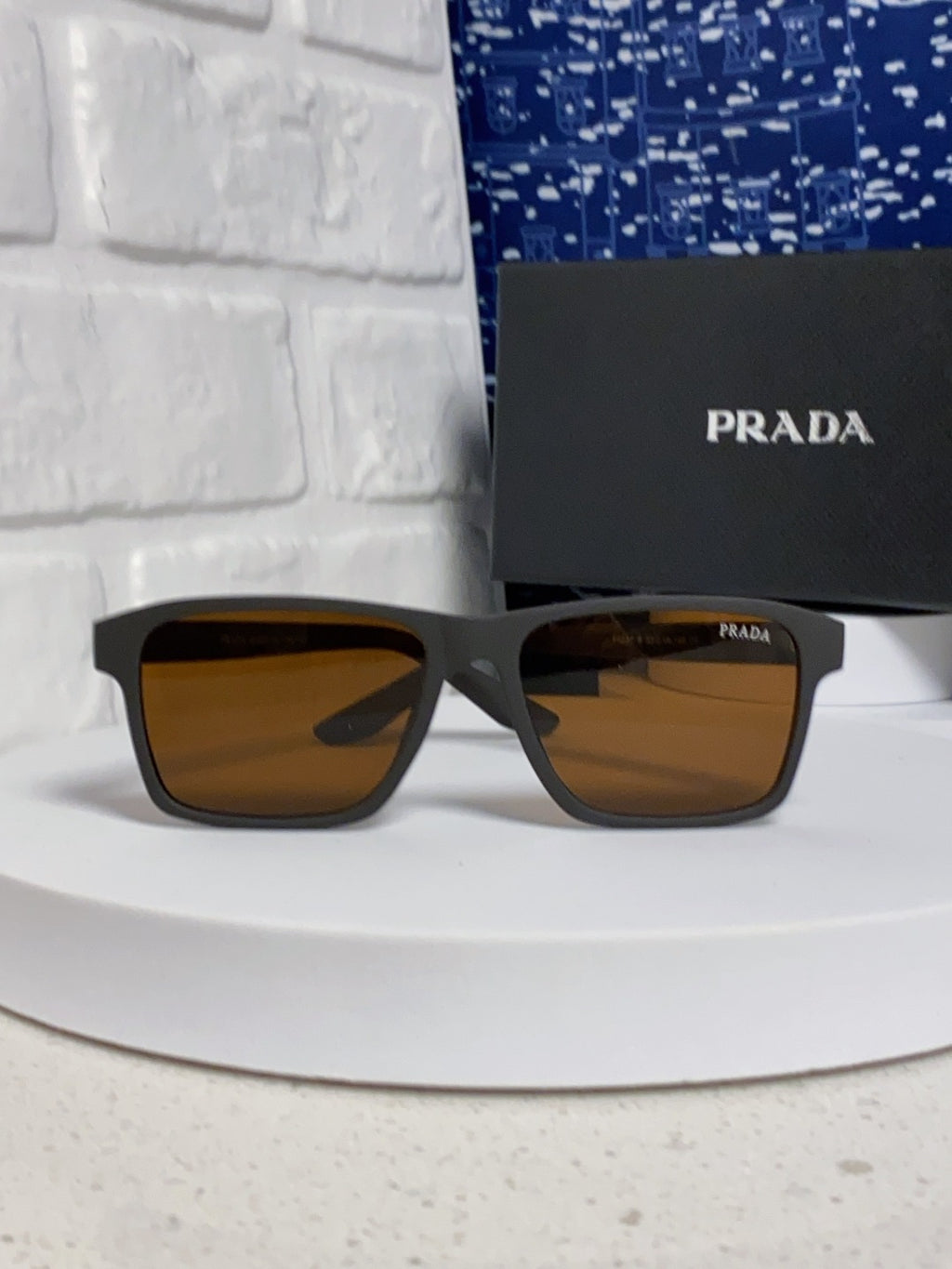 New trendy sunglasses