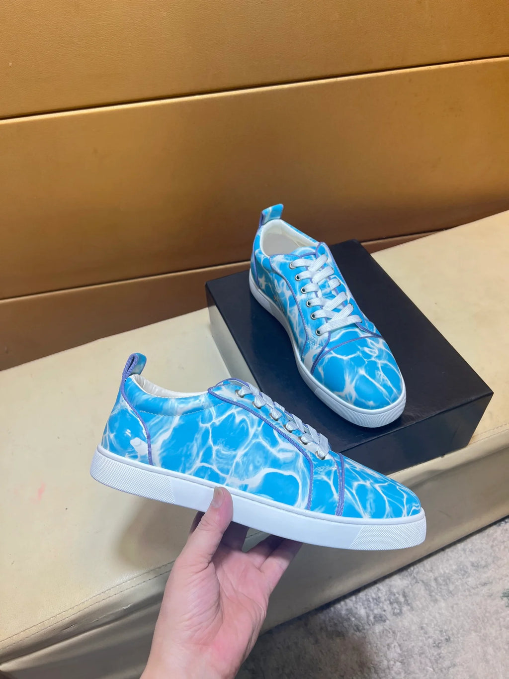 New men's shoes