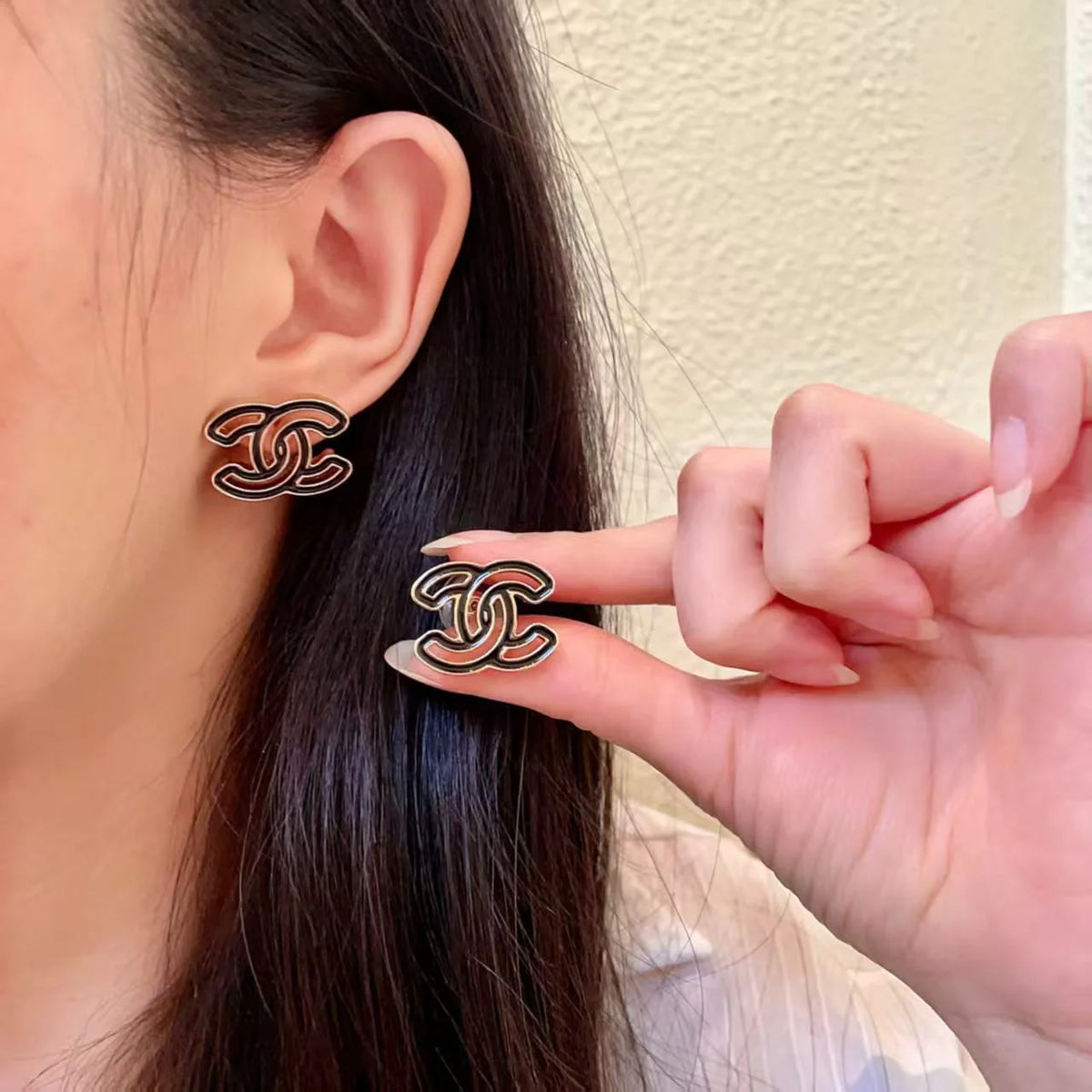 New hollowed out earrings