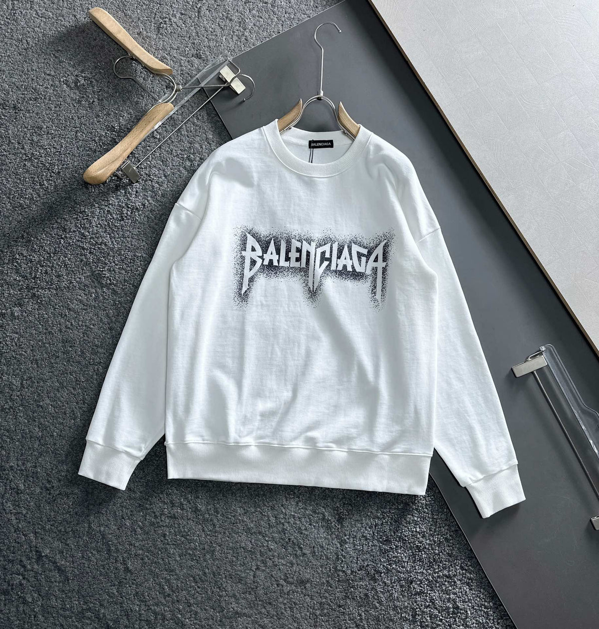 New printed pullover round neck hoodie