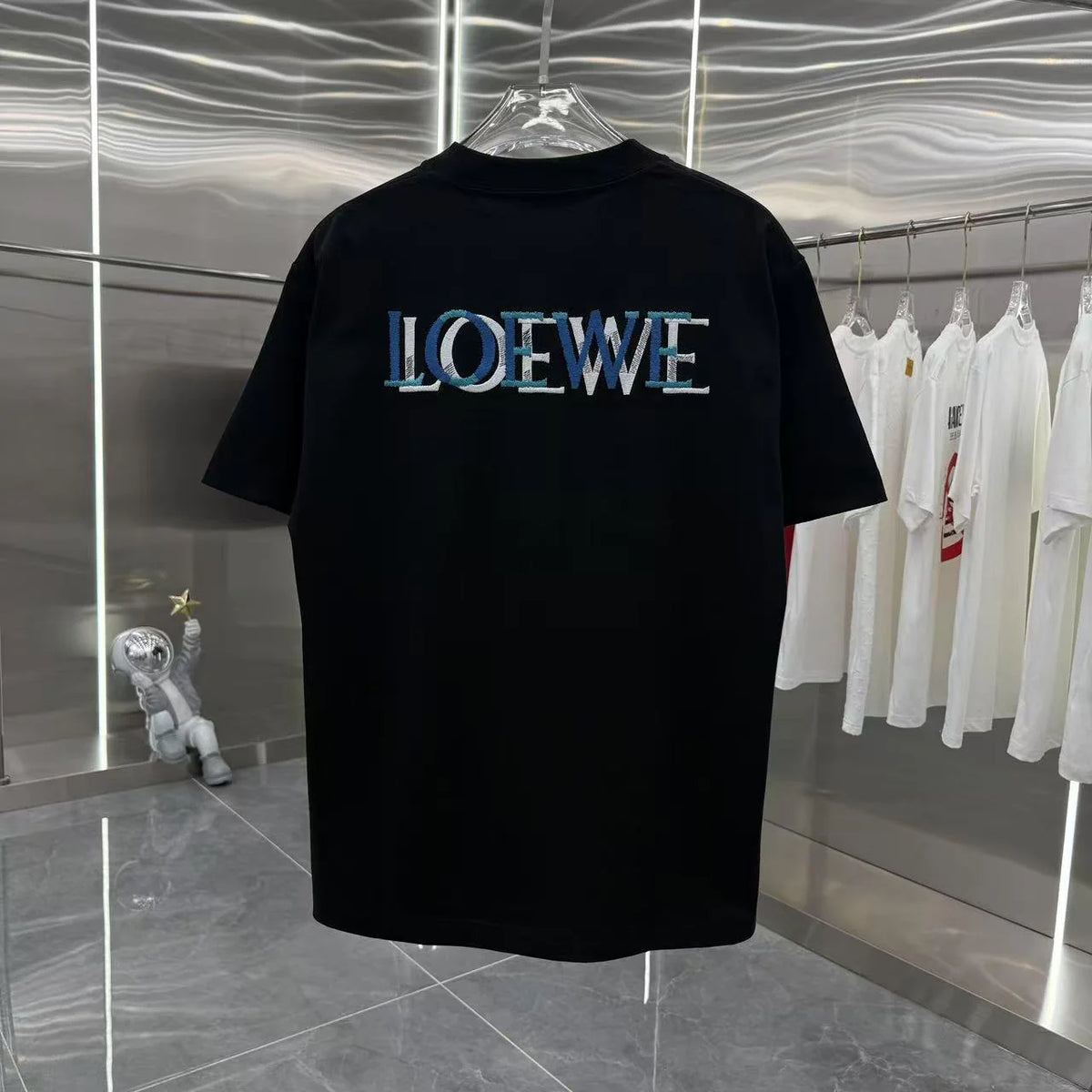 Autumn and winter new round neck short sleeved shirt
