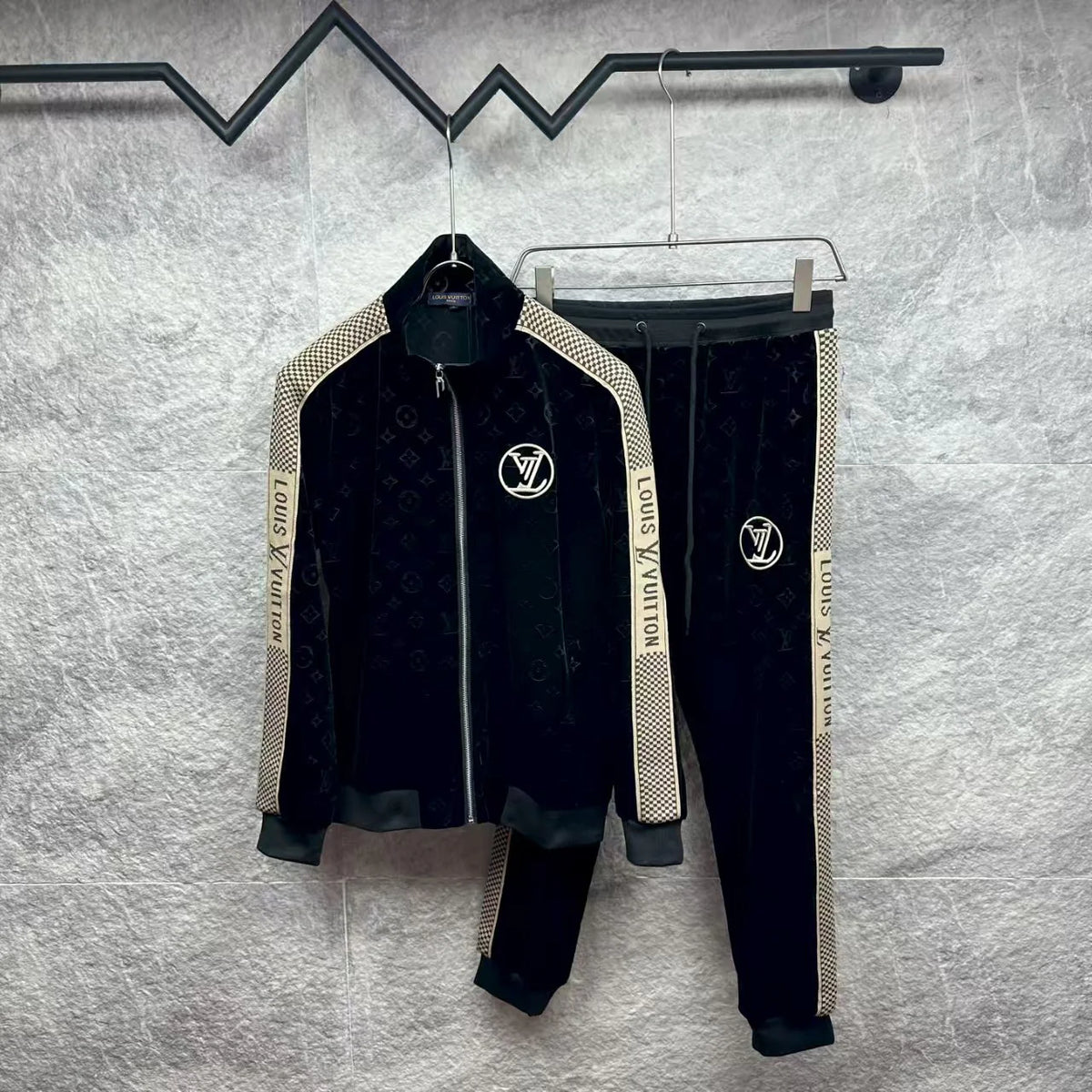 New Embroidered Full Print Set