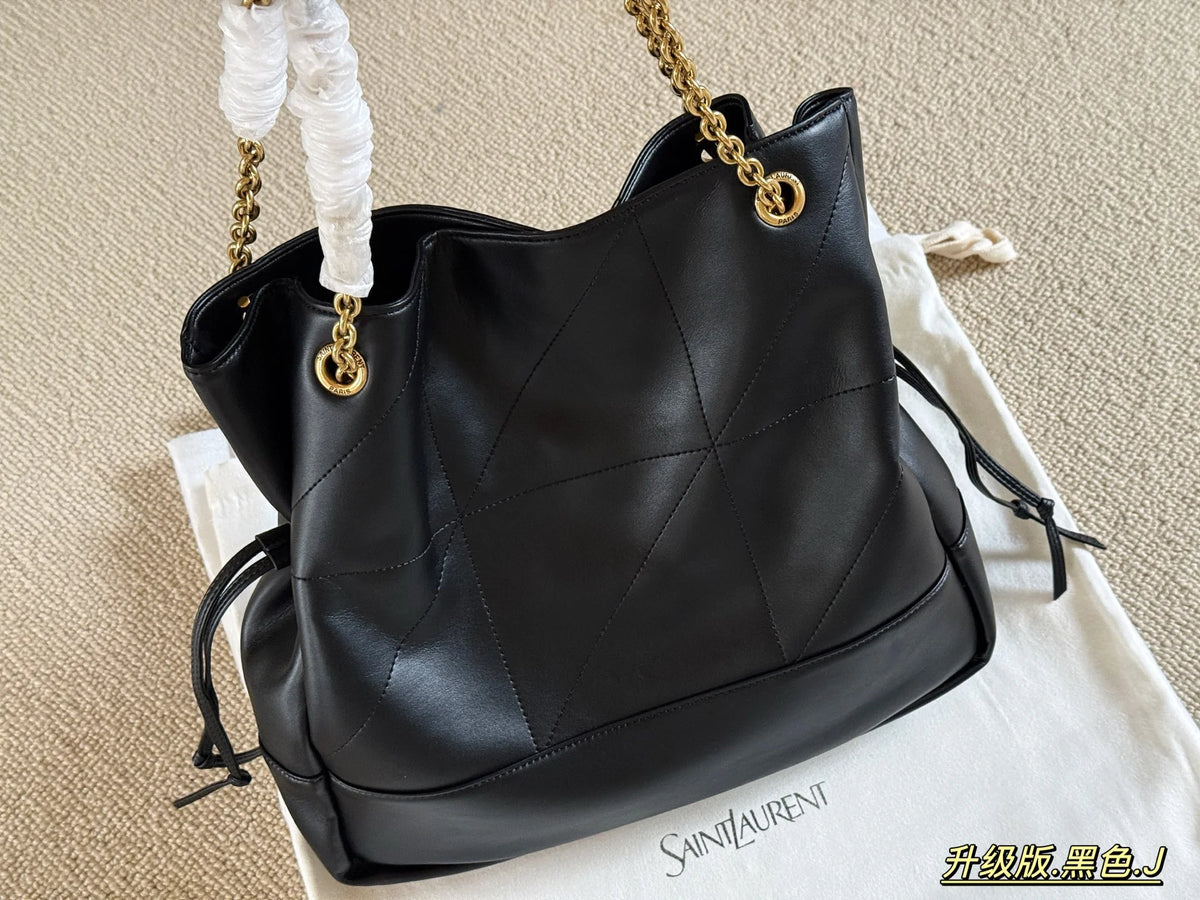 Triangular drawstring tote bag