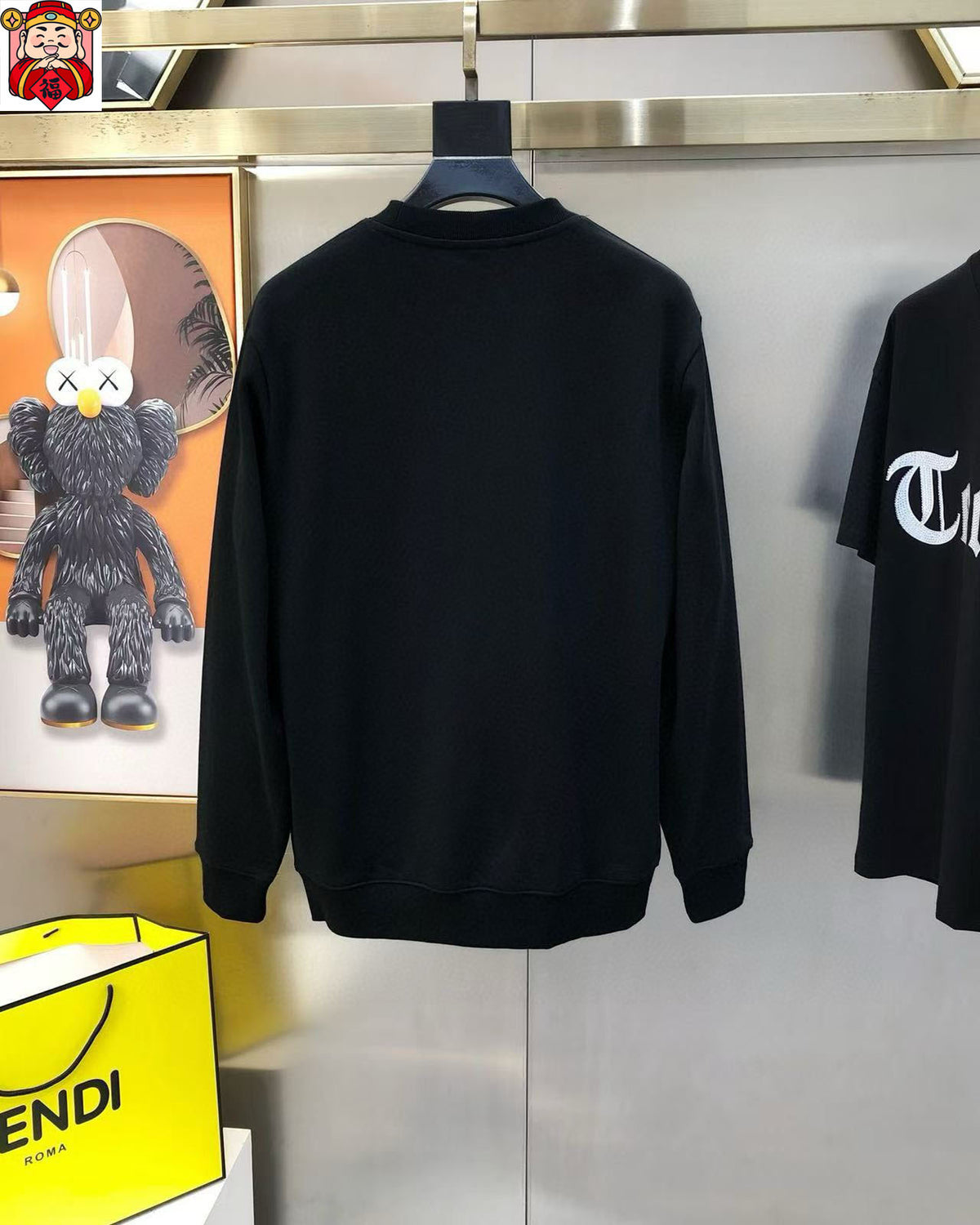 Latest long sleeved round neck sweatshirt 10