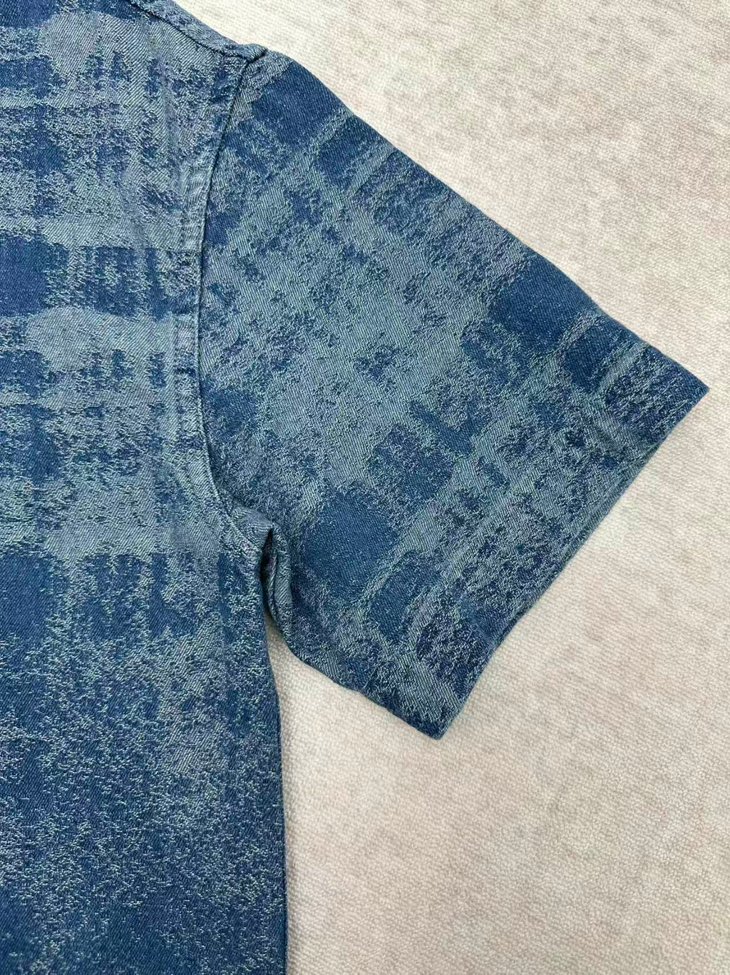 New denim short sleeved shirt