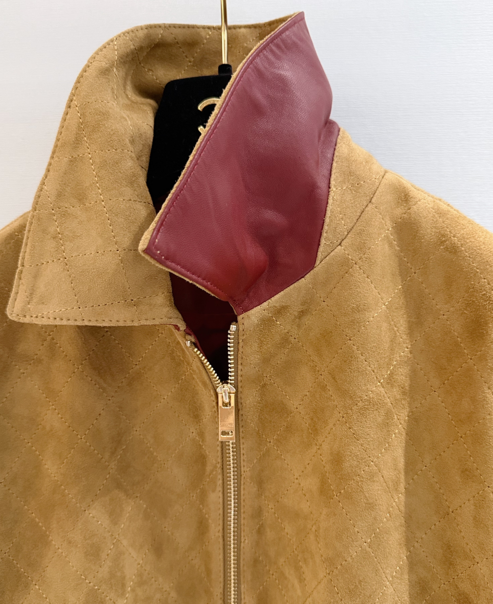 Khaki Suede Cropped Jacket with Lapel | Diamond-Quilted Zip-Up Jacket