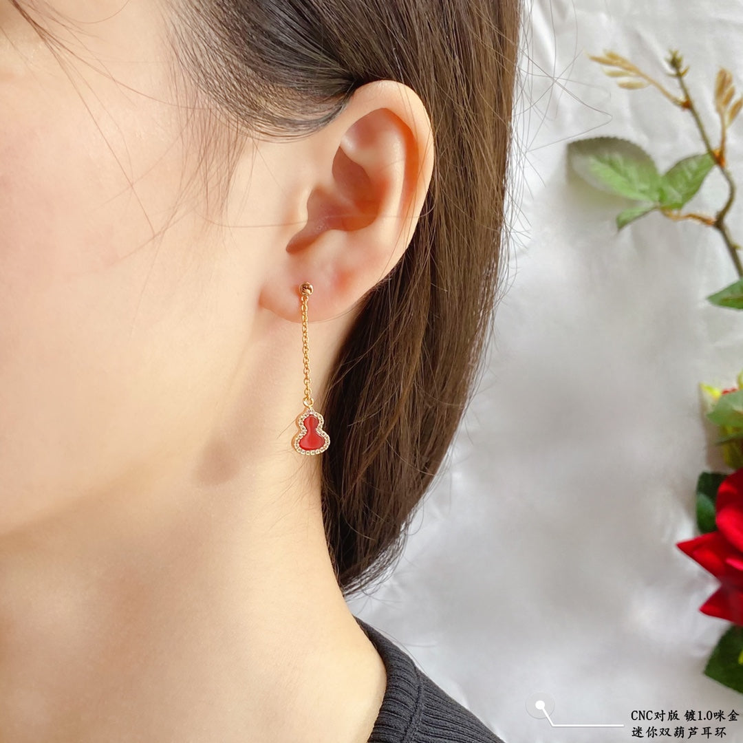 Mini gourd earrings