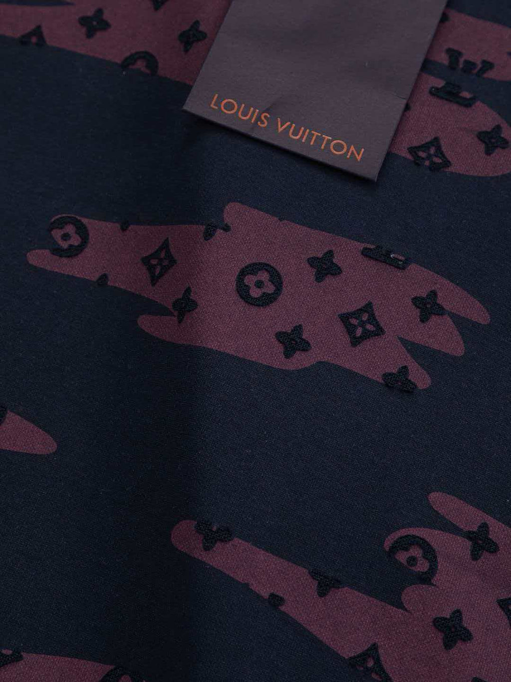 Full body cutting 🔥 Burning Flowers Clouds ☁️ letter logo 🪡 Embroidered round neck short sleeved T-shirt