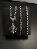 Letter Scout Flower Necklace