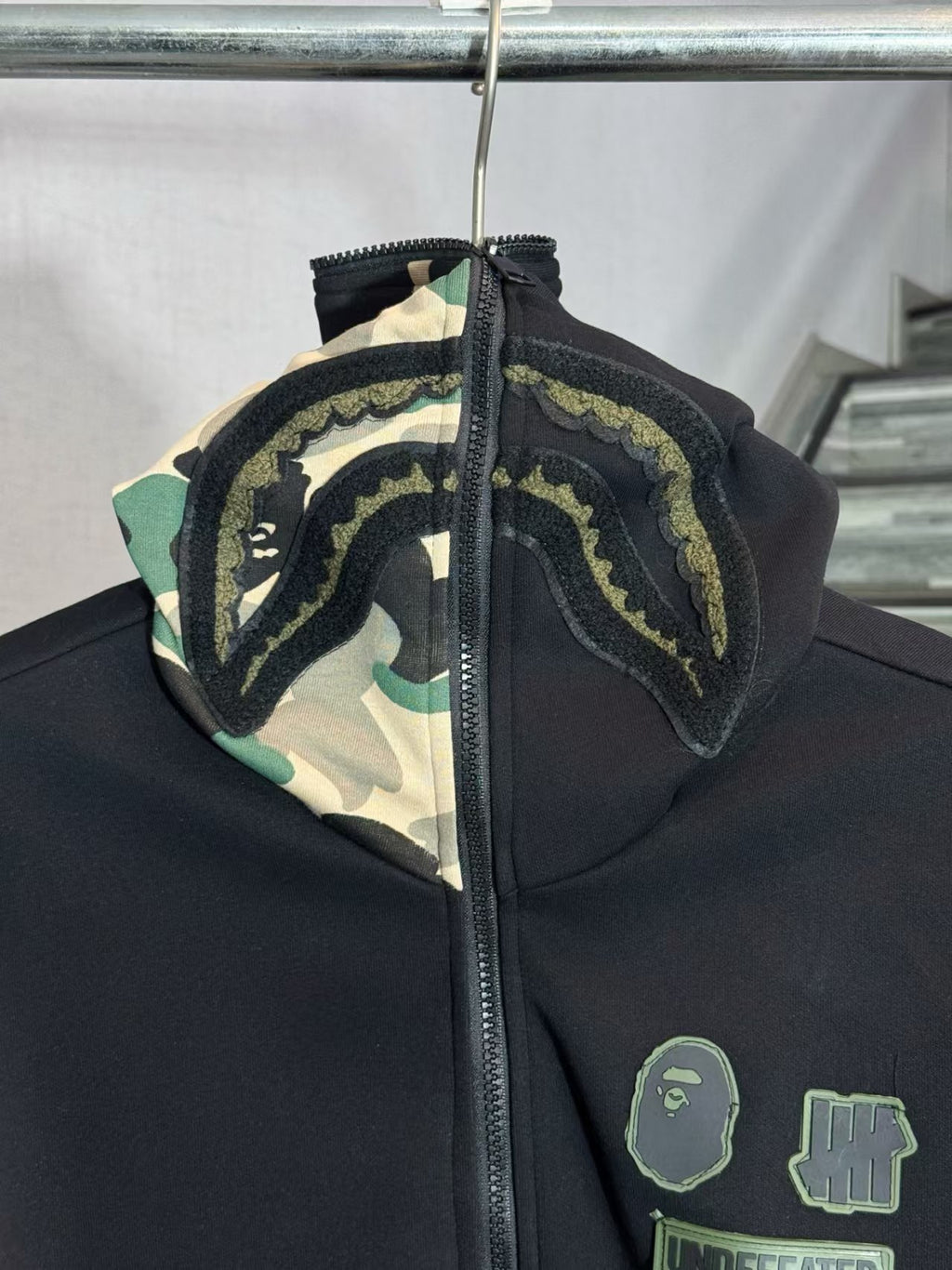 Smiling hooded zipper jacket