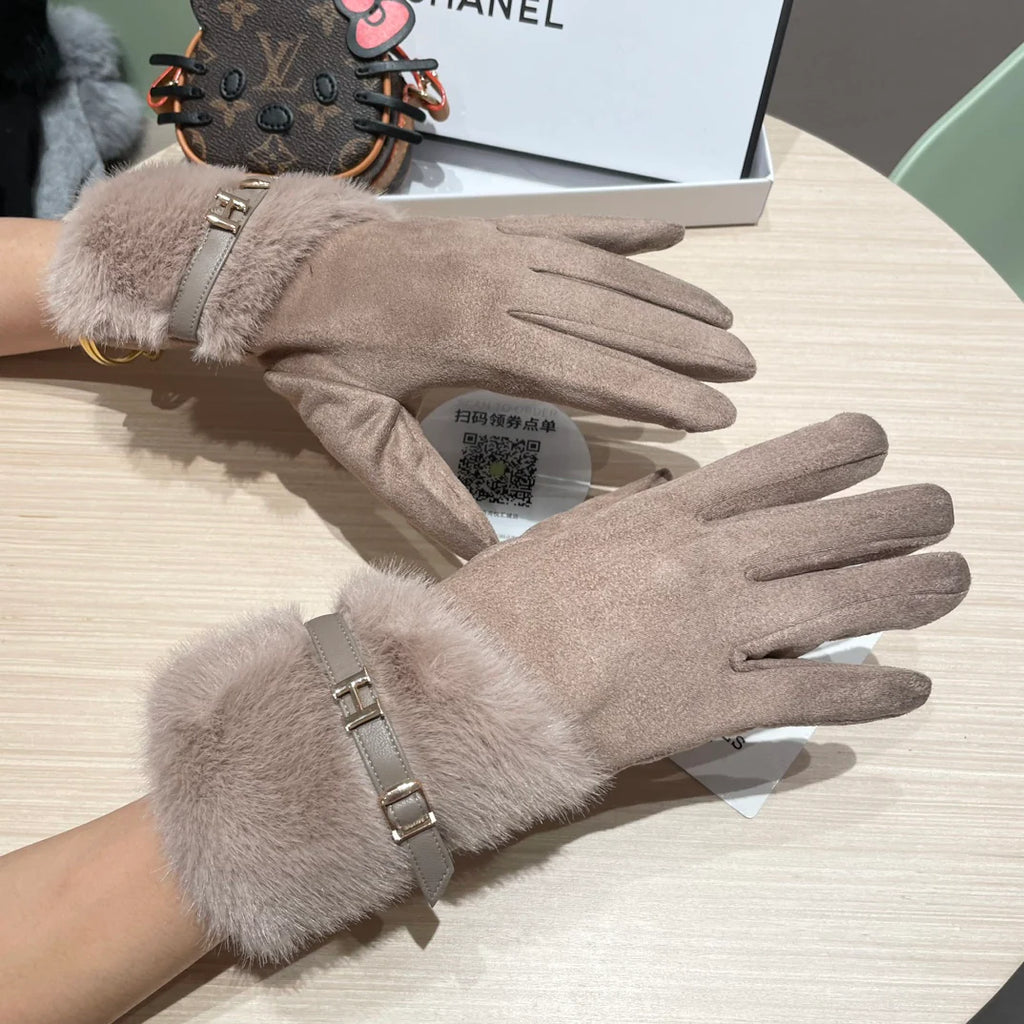 Cold resistant and warm plush windproof gloves