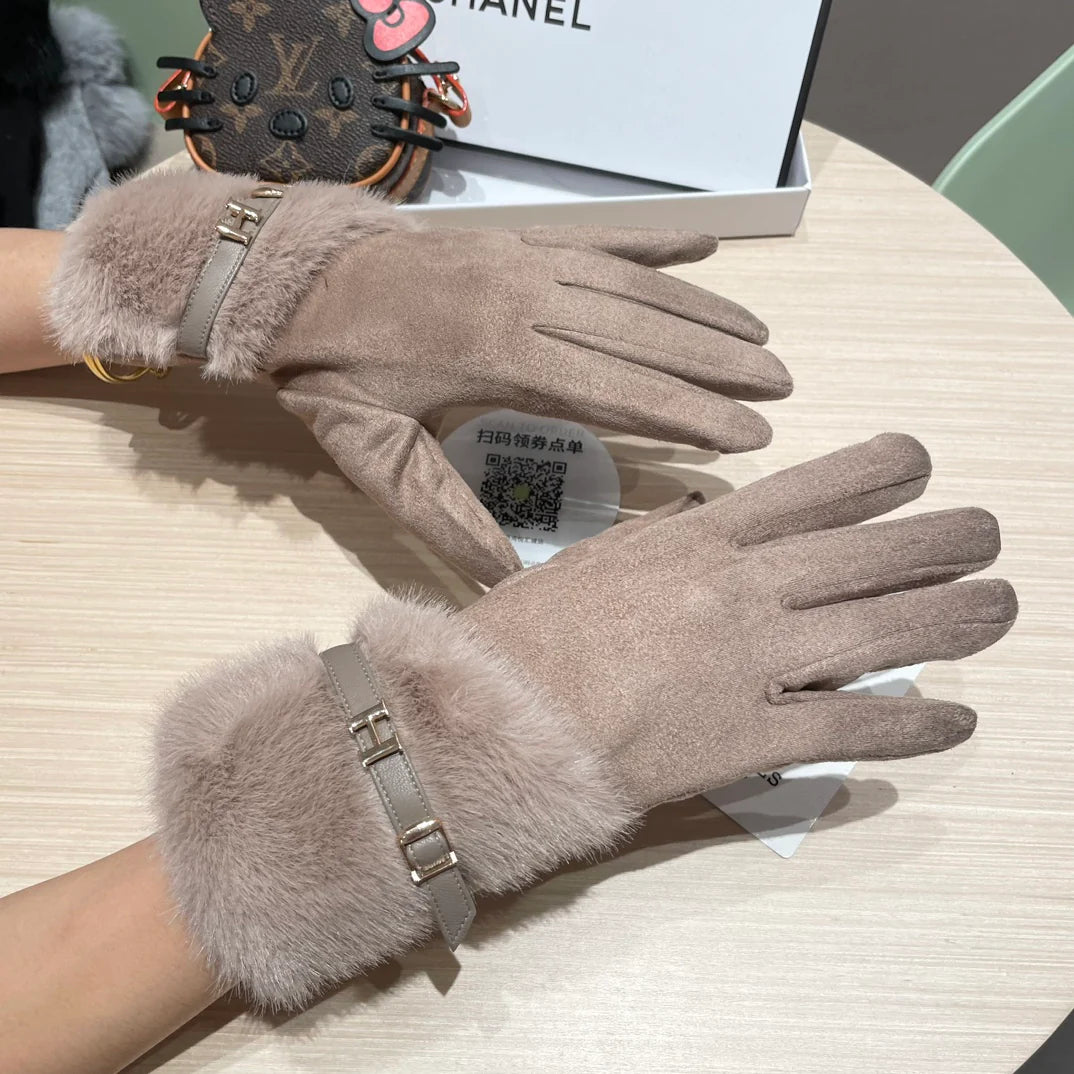 Cold resistant and warm plush windproof gloves