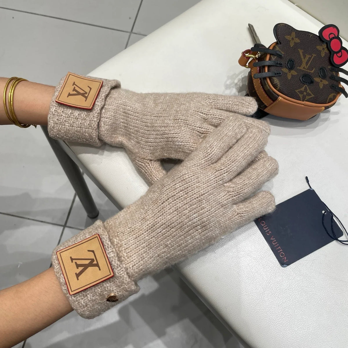 New autumn and winter wool knitted gloves 🧤