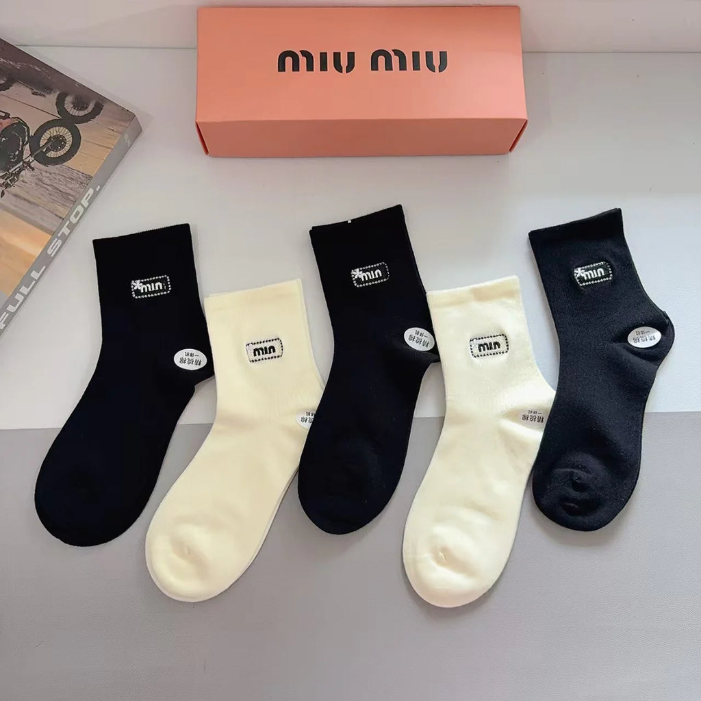 New Embroidered Socks