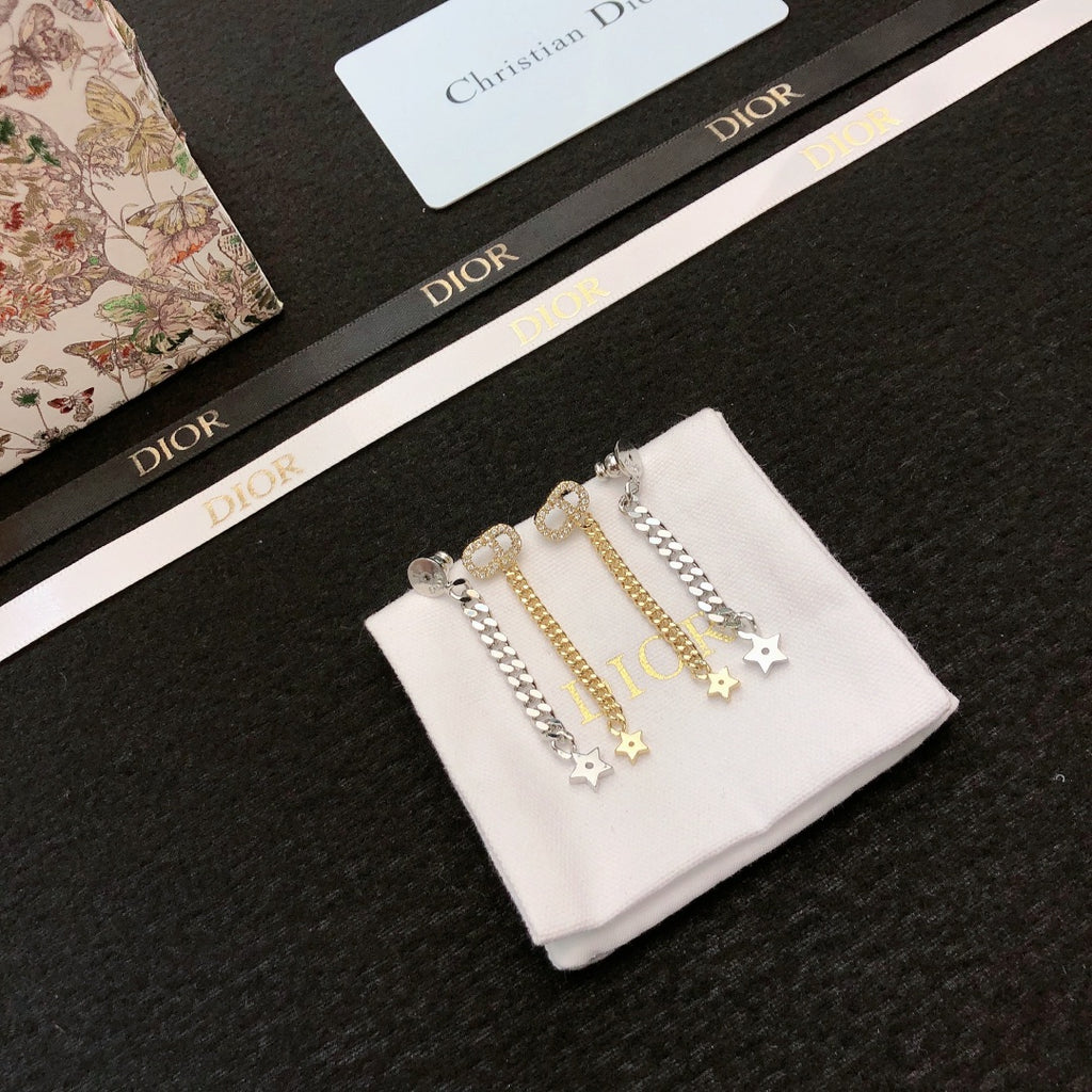 Explosive earrings