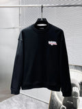 New long sleeved round neck sweatshirt