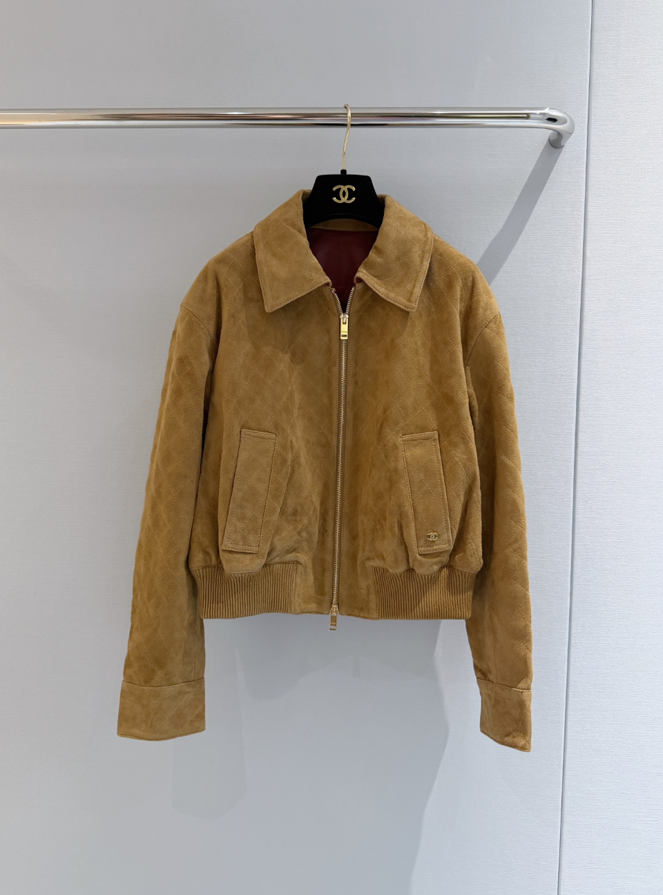 Khaki Suede Cropped Jacket with Lapel | Diamond-Quilted Zip-Up Jacket