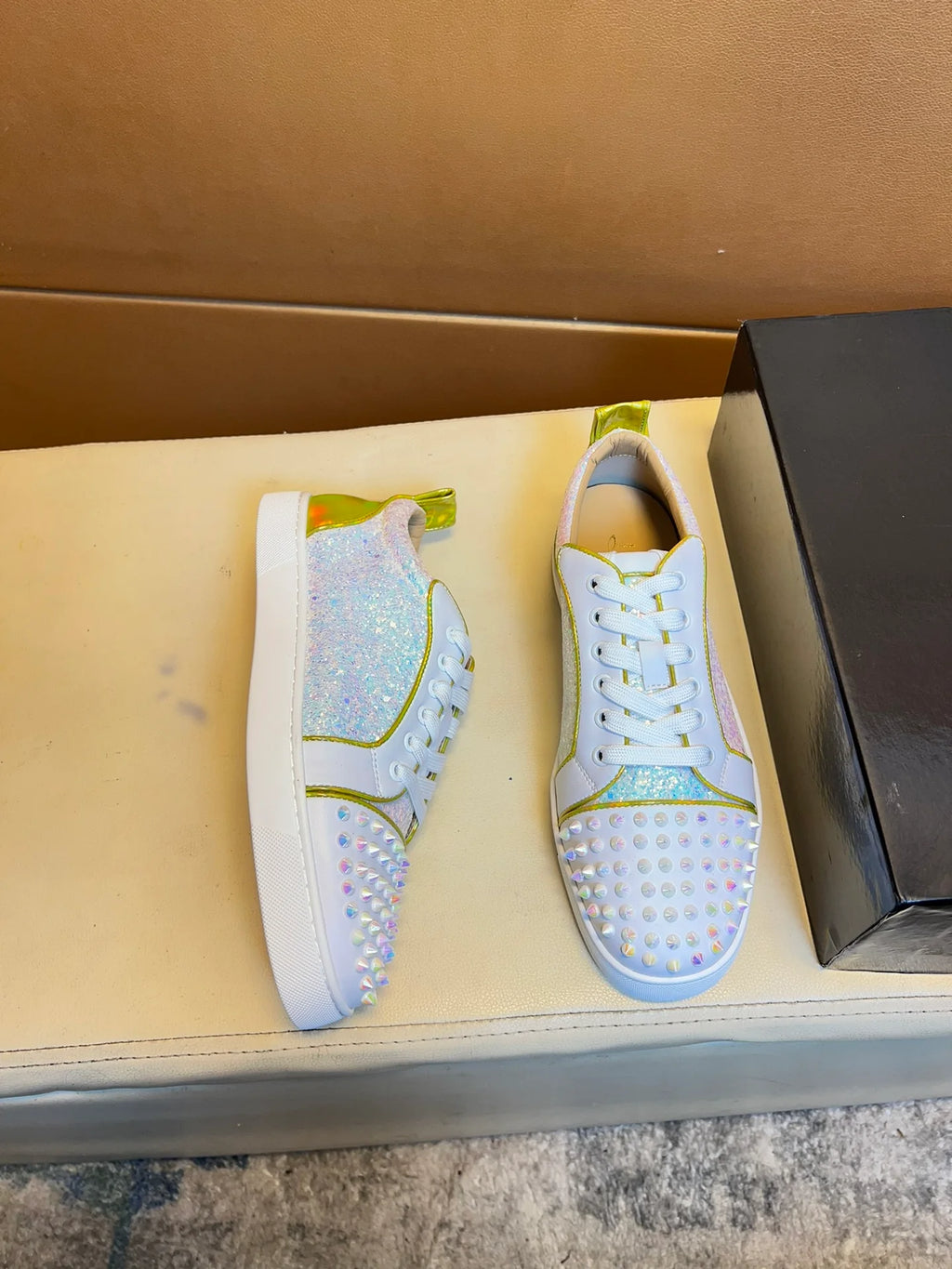 New men's shoes