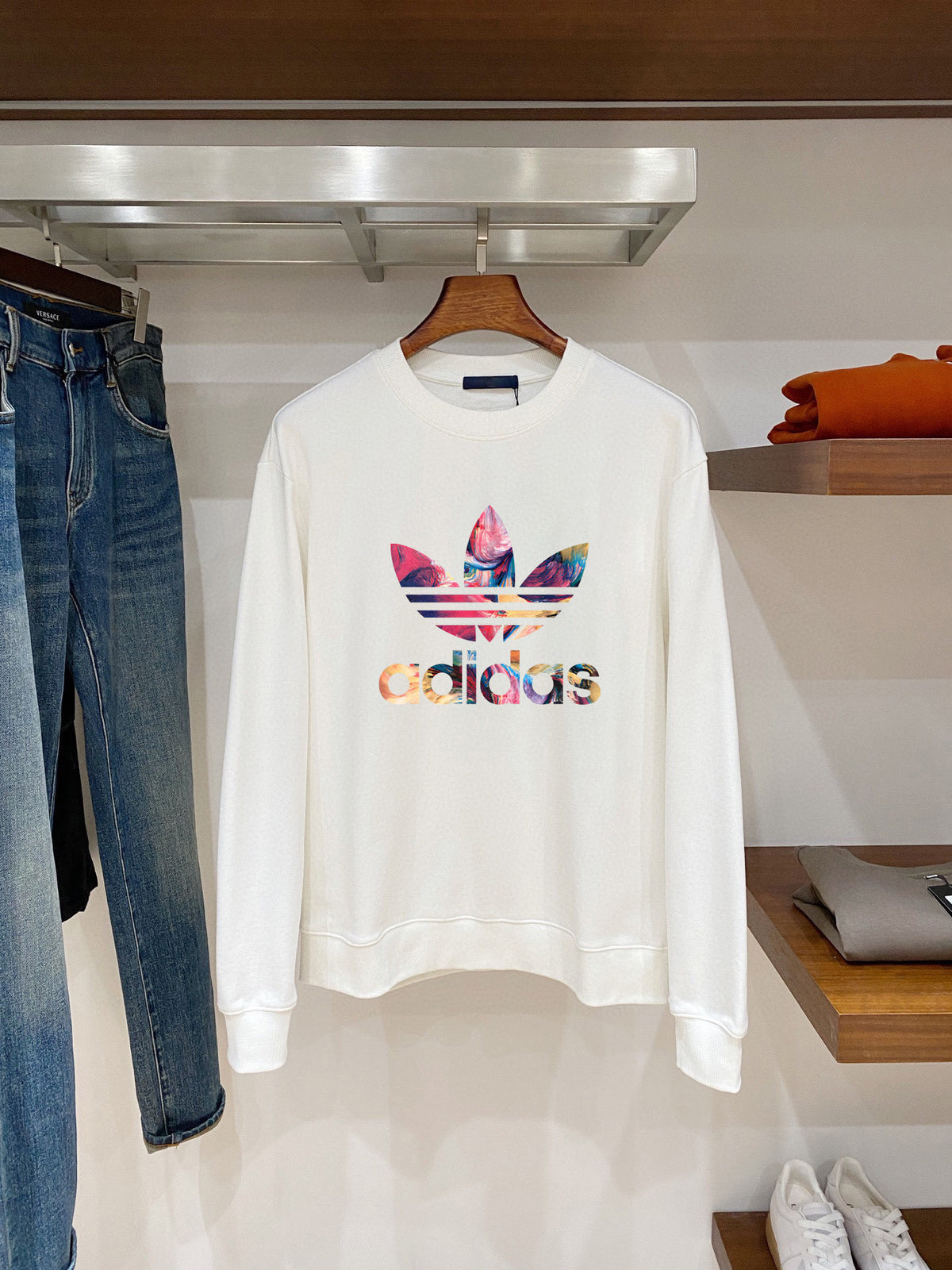 Early spring latest long sleeved round neck sweatshirt 11
