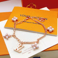 New Flowers 馃尯 bracelet