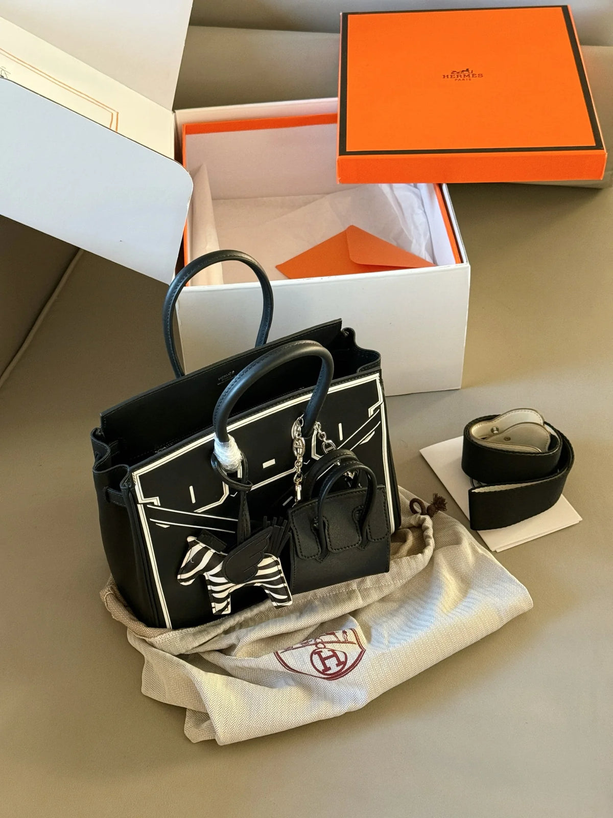 Cow skin mother platinum bag
