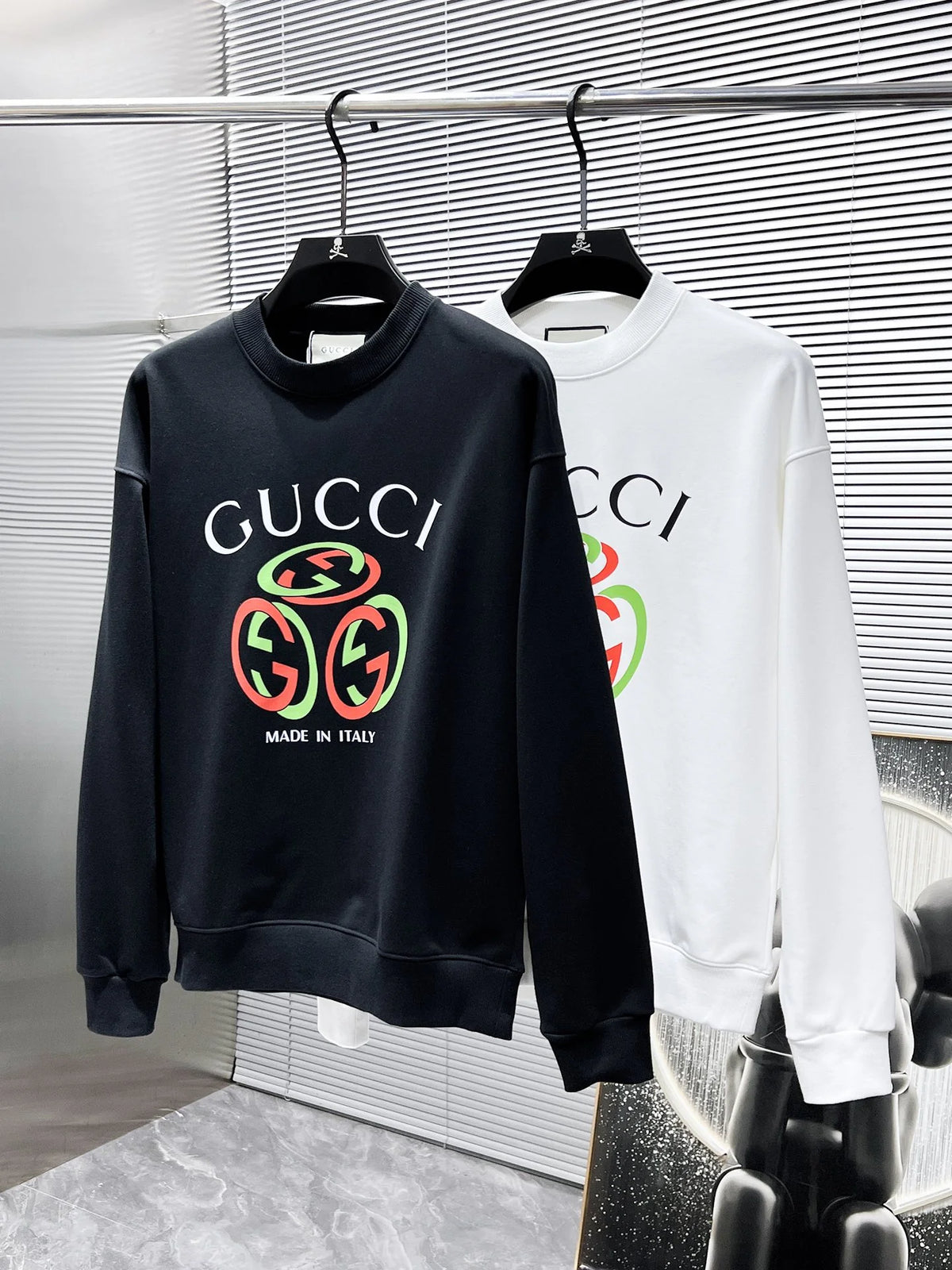 Early autumn new long sleeved round neck sweatshirt
