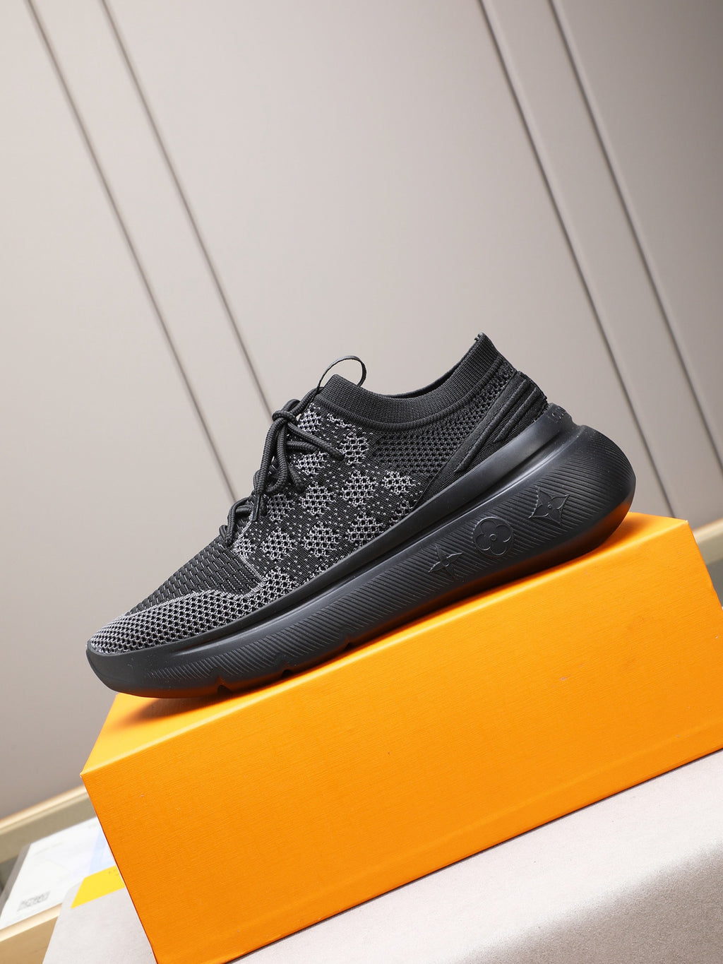 Shape embossed patchwork pattern shoe lace up series