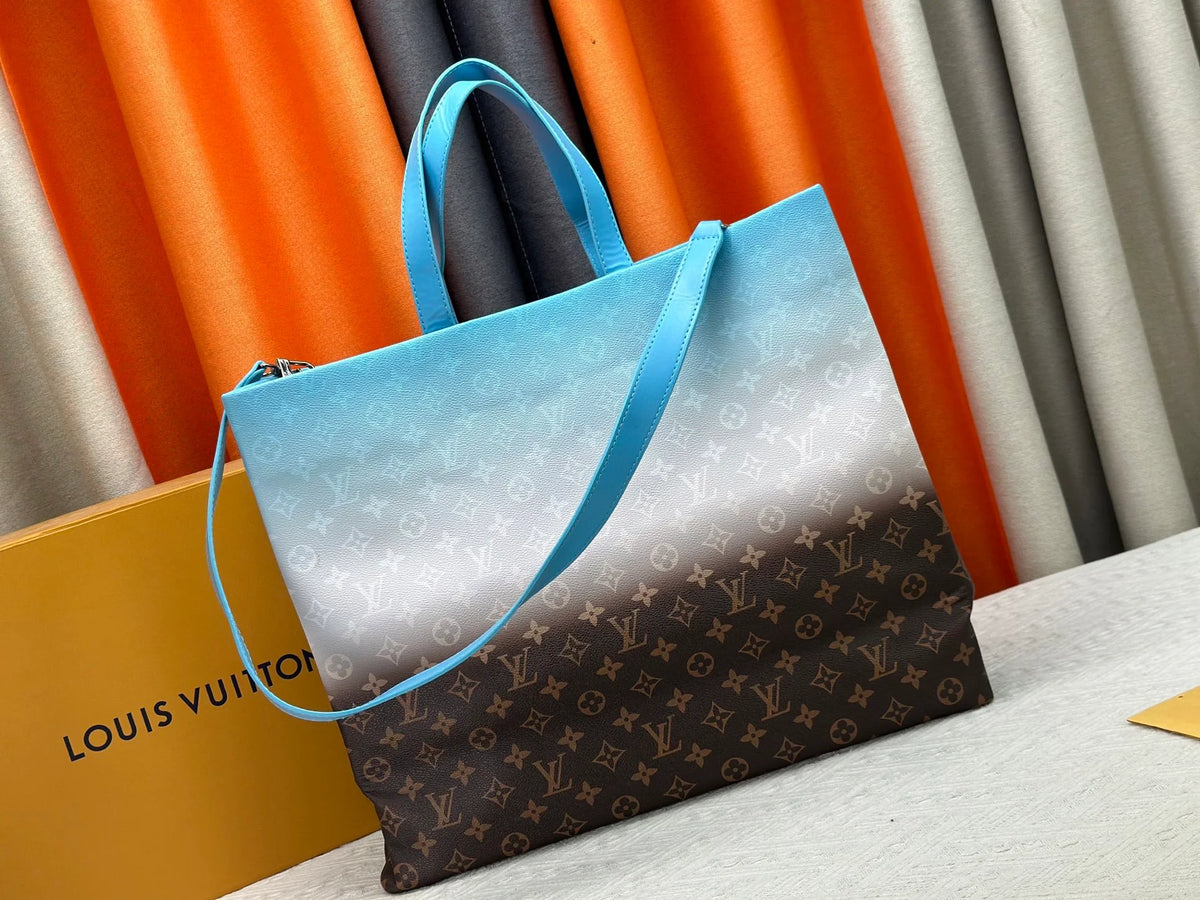 Gradient Blue Shopping Bag
