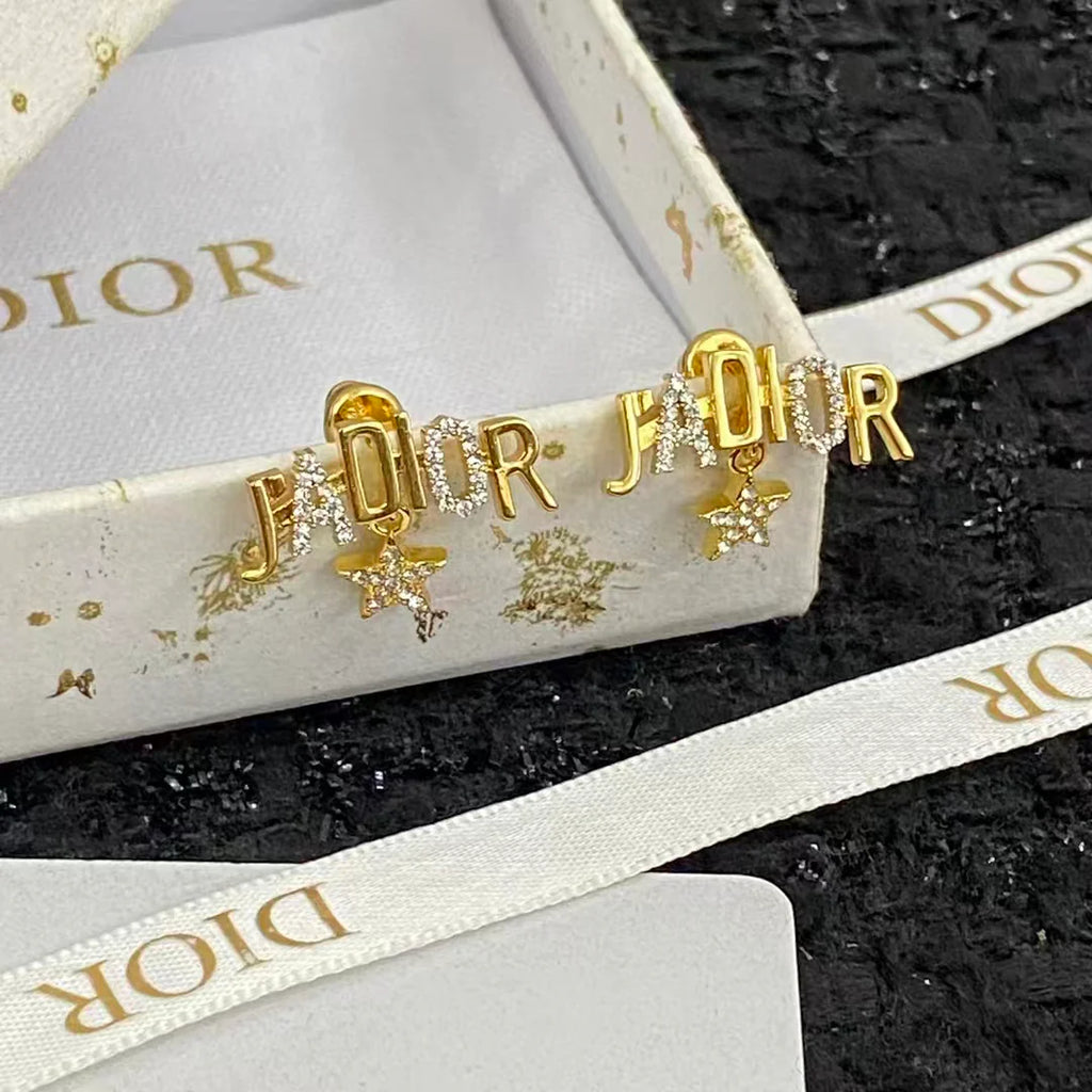 New letter star earrings
