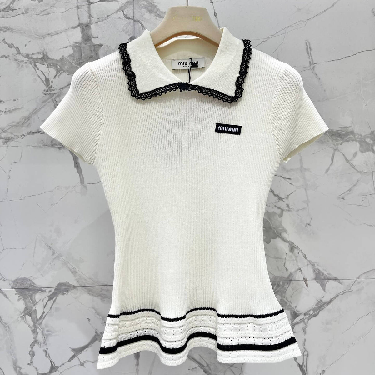 Sweet Color-Block Peter Pan Collar Knit Top