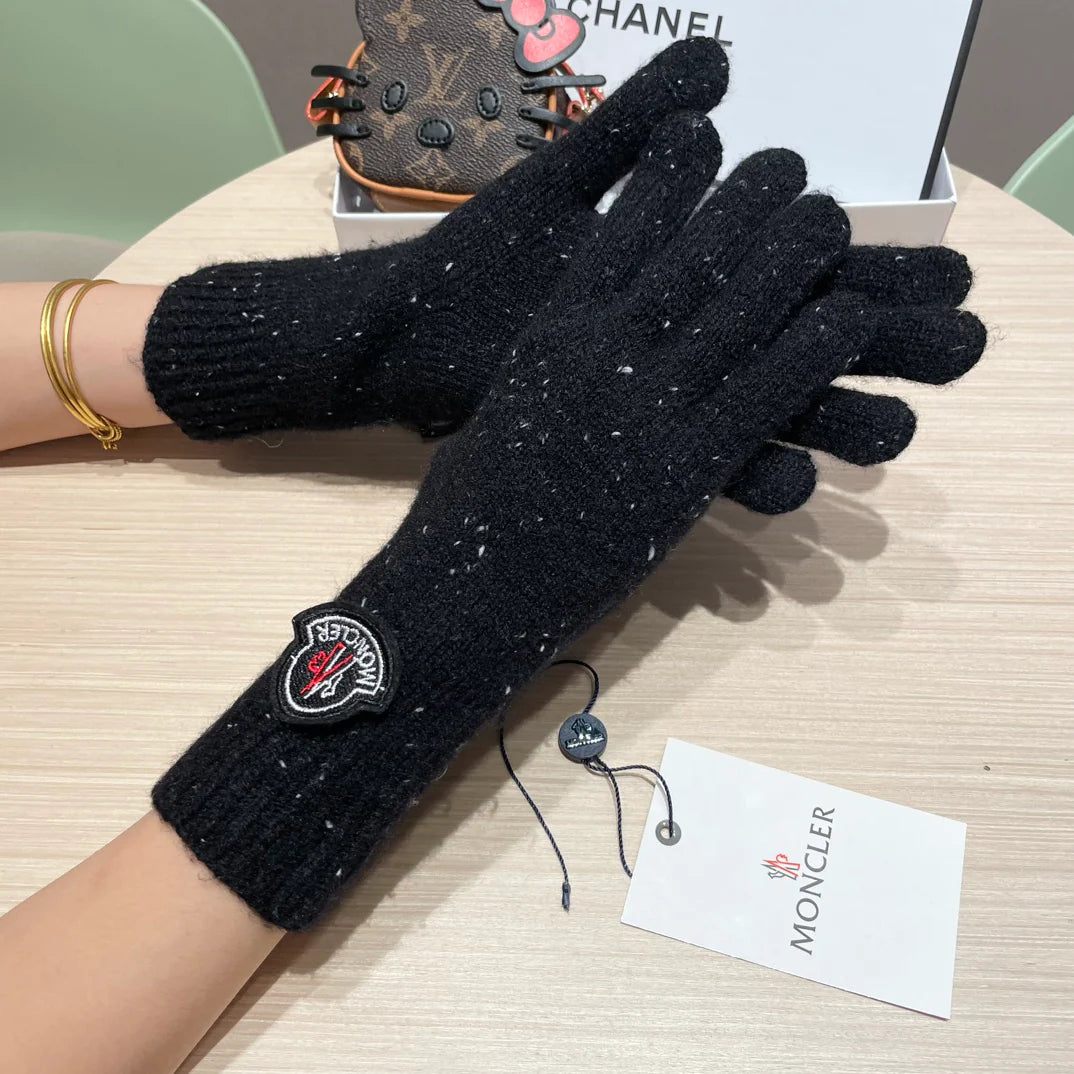 Autumn and winter wool knitted gloves