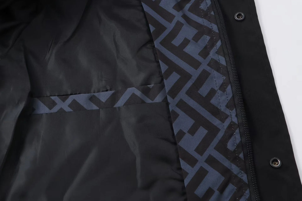 New embroidered hooded jacket