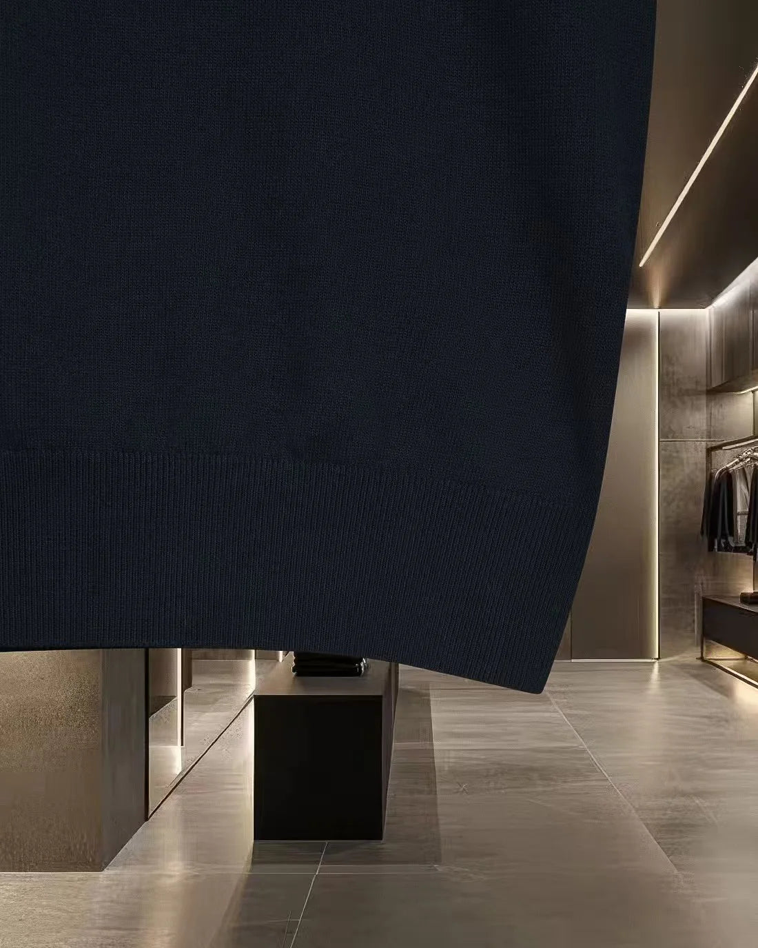 New embroidered knitted short sleeved polo shirt