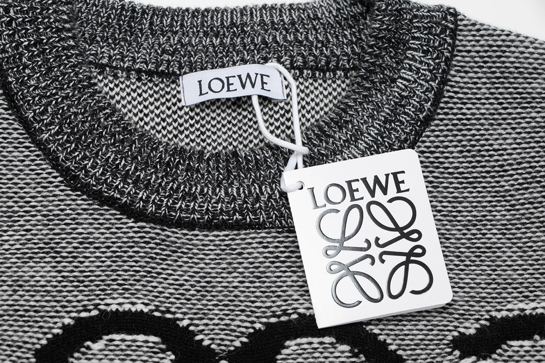 Round neck classic jacquard large logo sweater