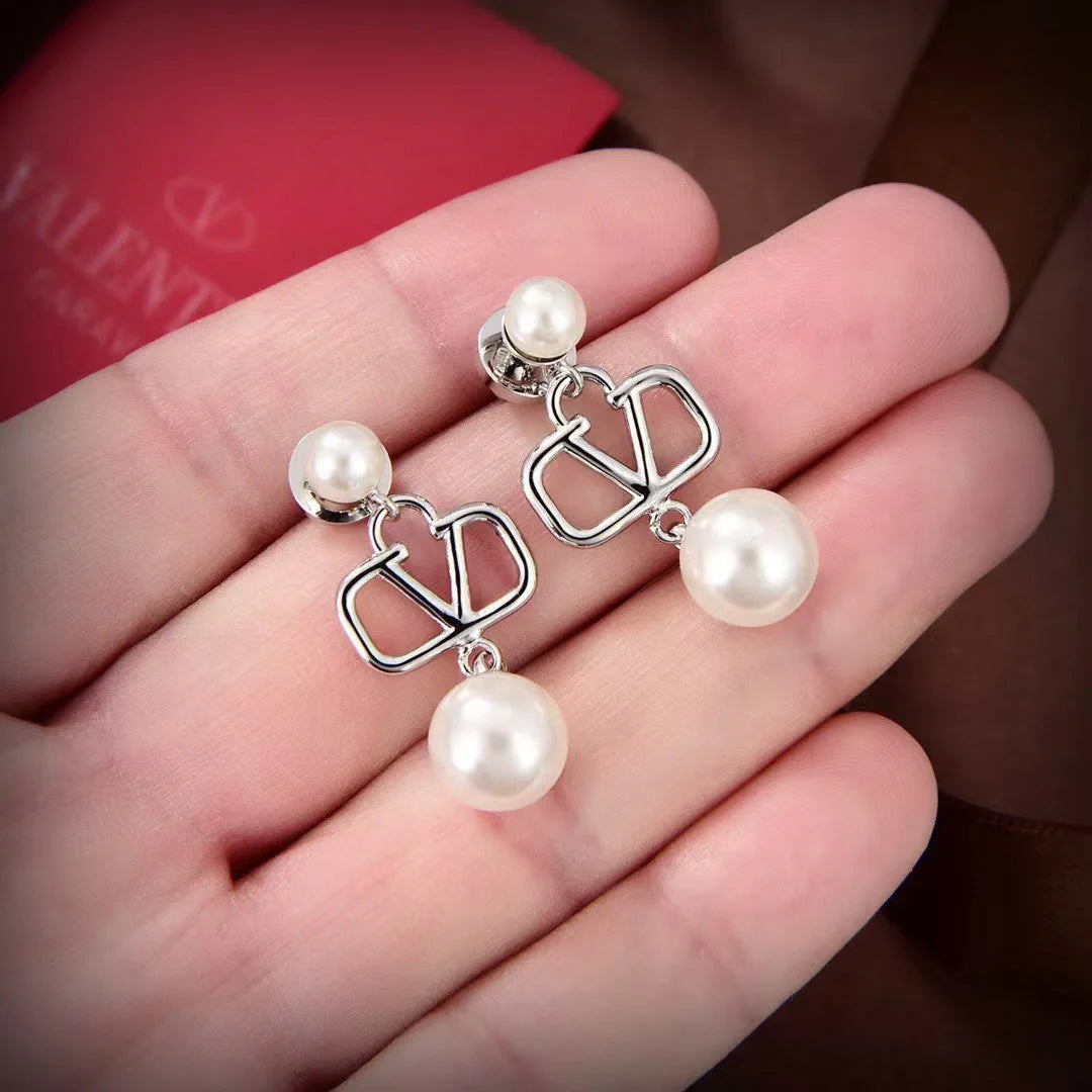 Knitted earrings