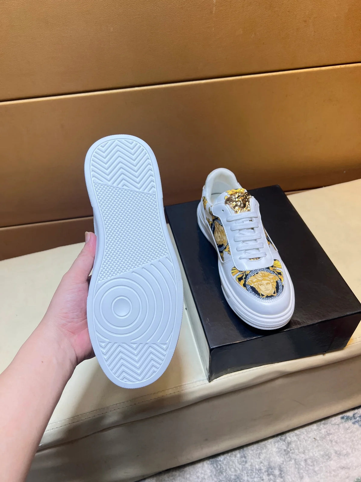 Novel and fashionable trendy shoes